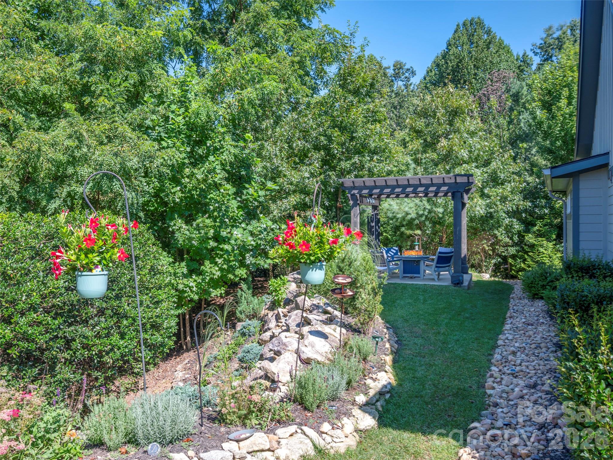 217 Hogans View Circle — Hendersonville