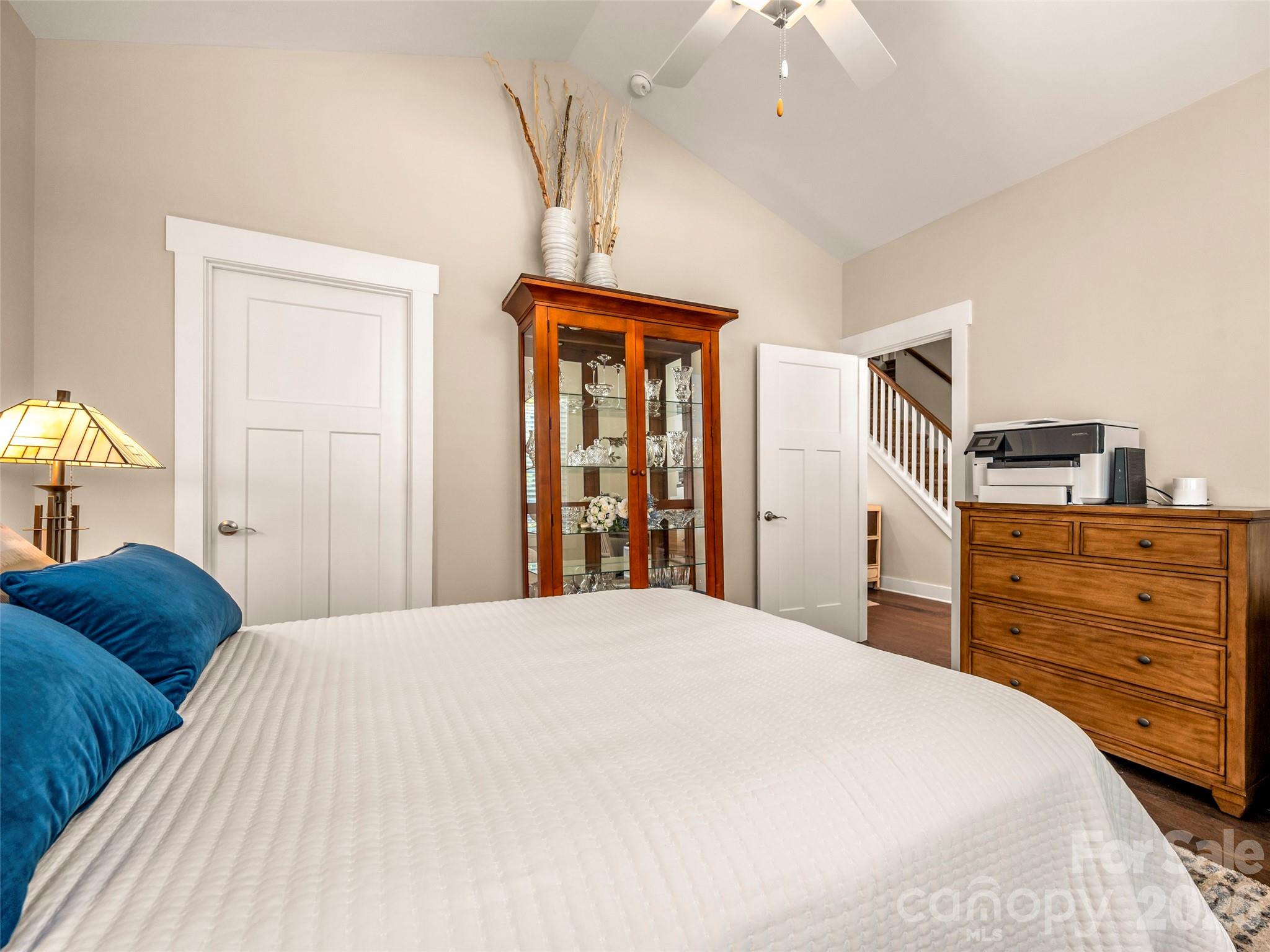 217 Hogans View Circle — Hendersonville