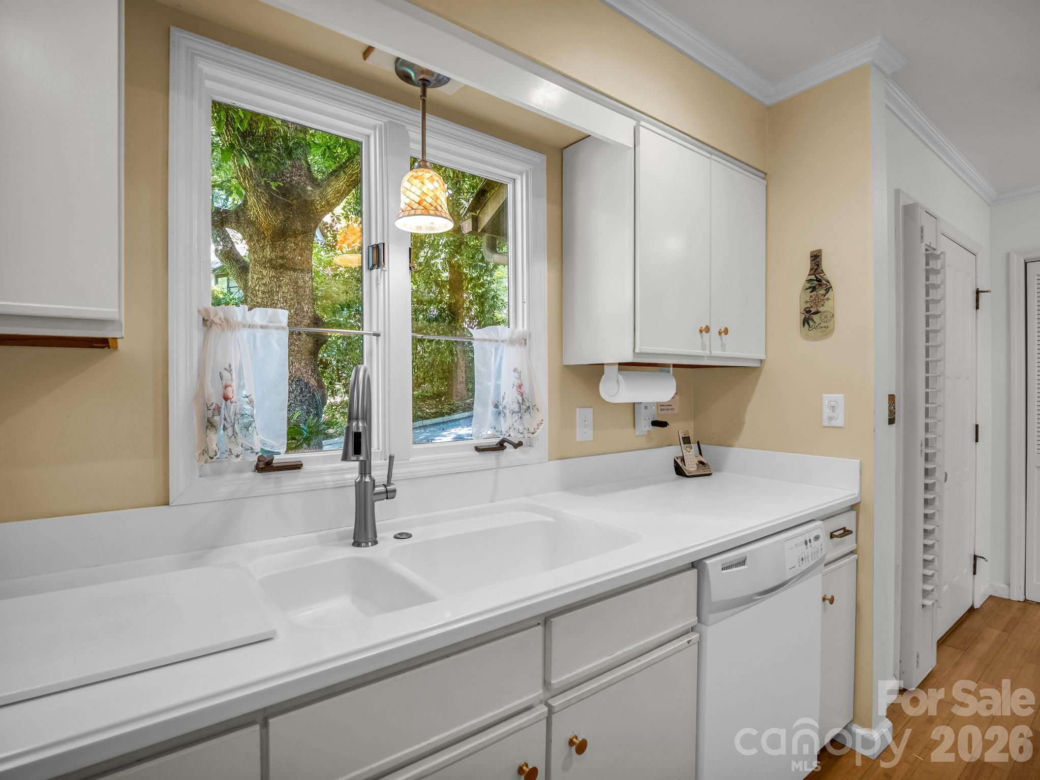 335 Melrose Avenue #111 — Tryon
