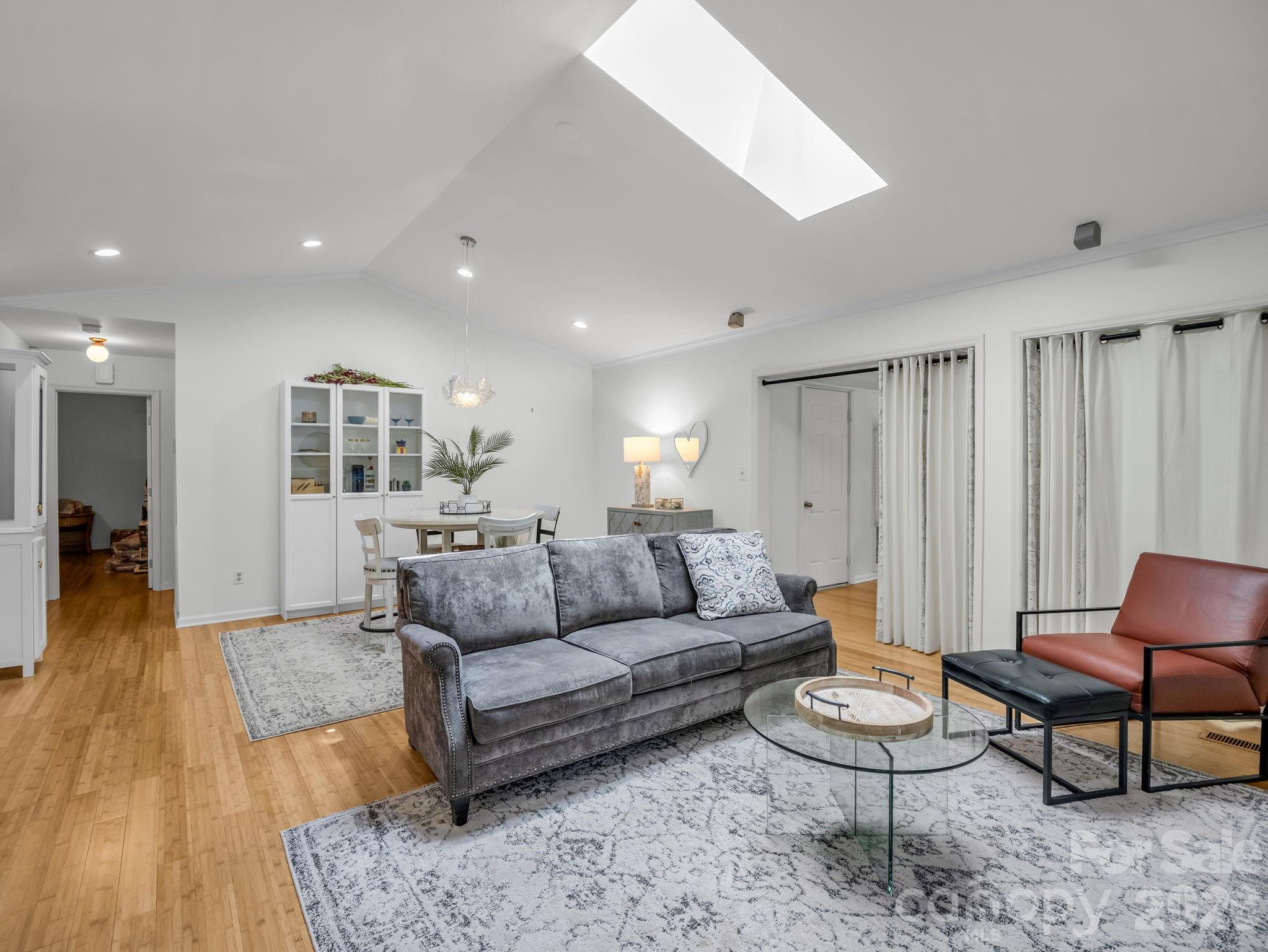 335 Melrose Avenue #111 — Tryon