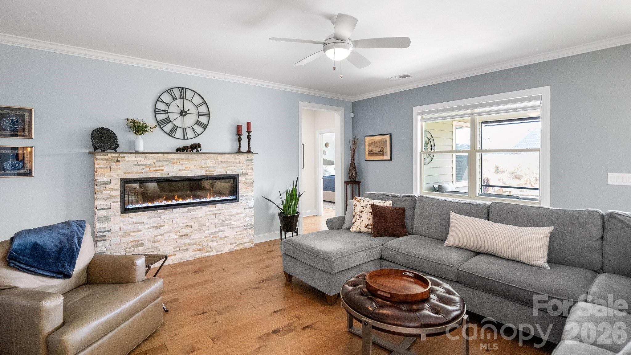 5262 Looking Glass Trail — Denver