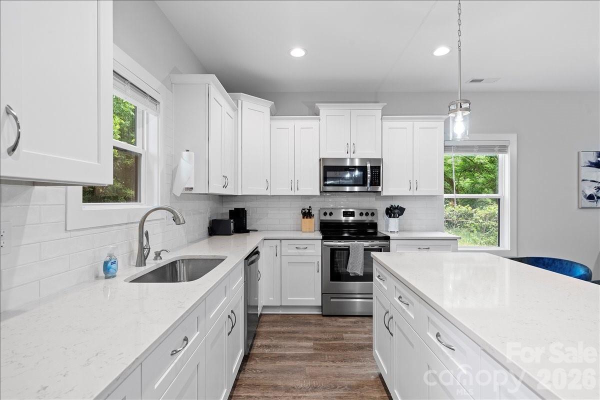 2041 S Pine Drive — Gastonia