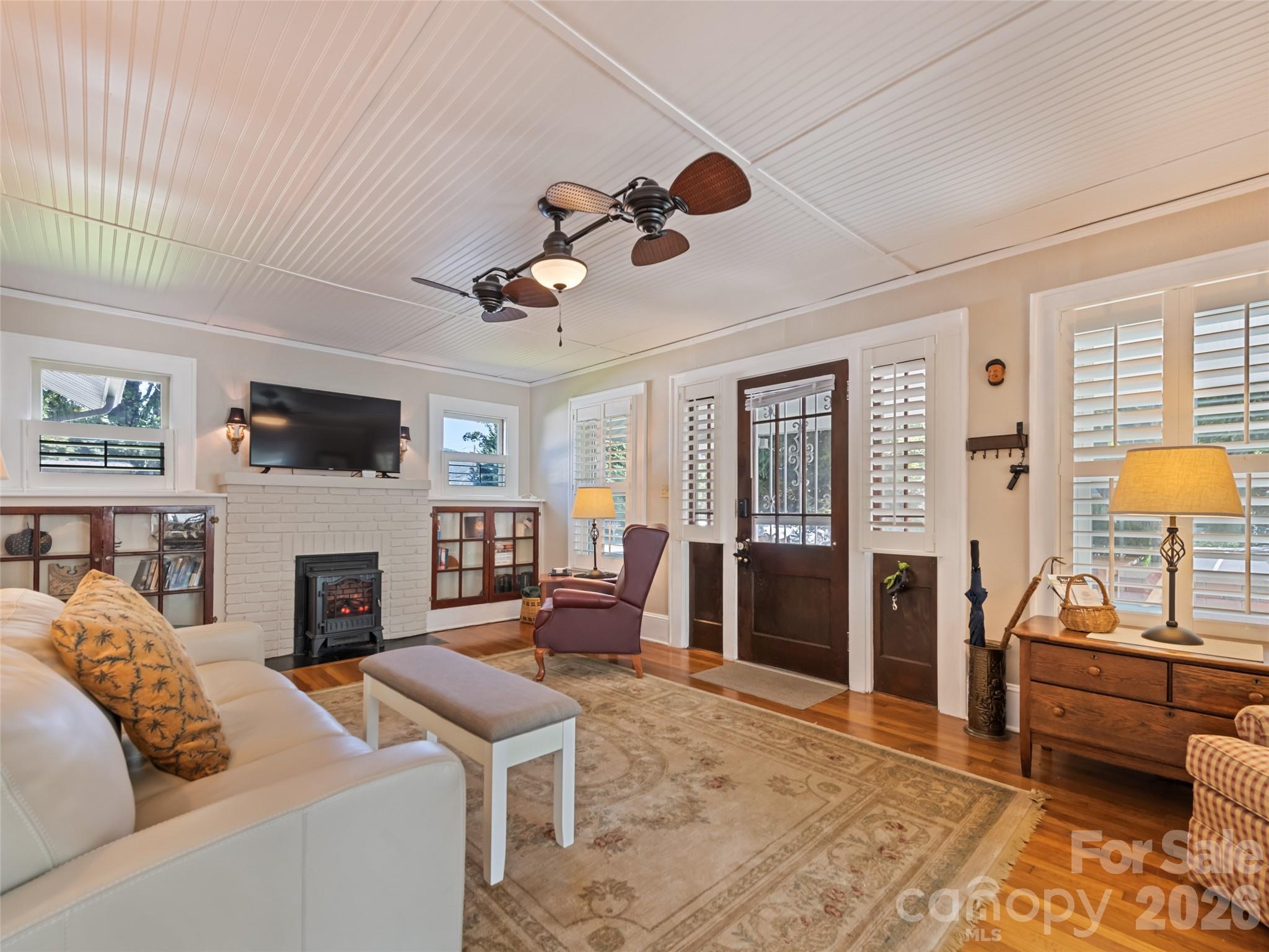 50 Epsom Street — Waynesville
