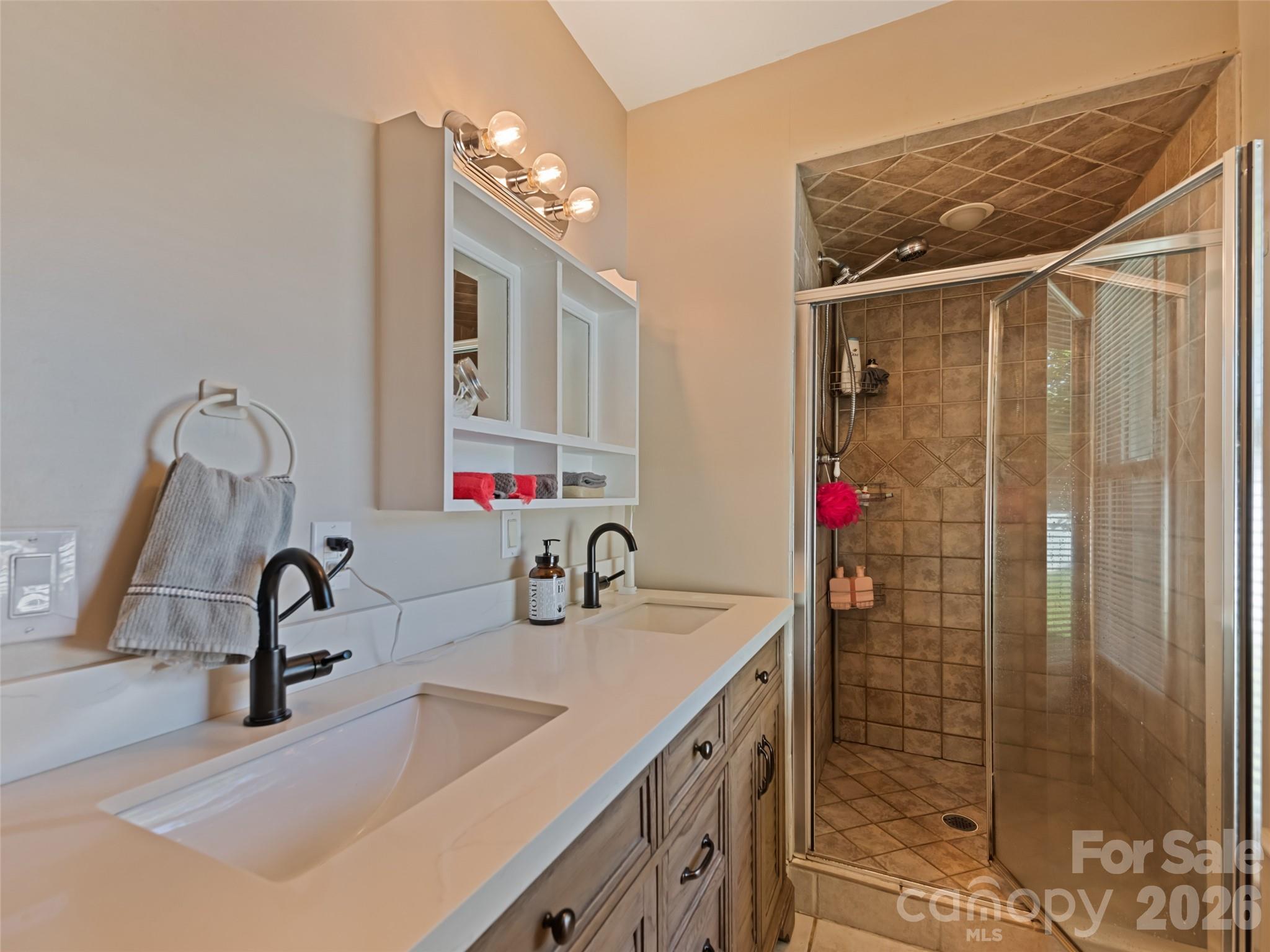 50 Epsom Street — Waynesville