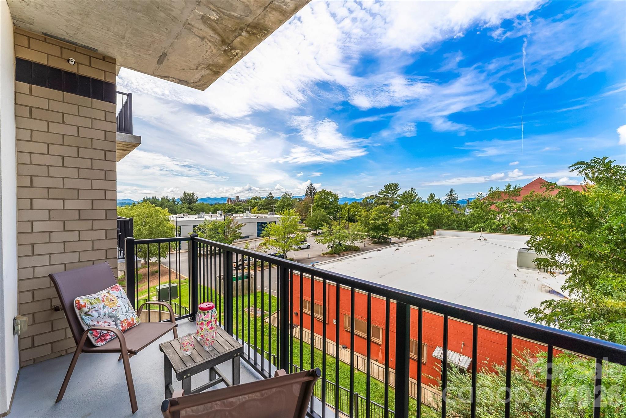 45 Asheland Avenue #401 — Asheville