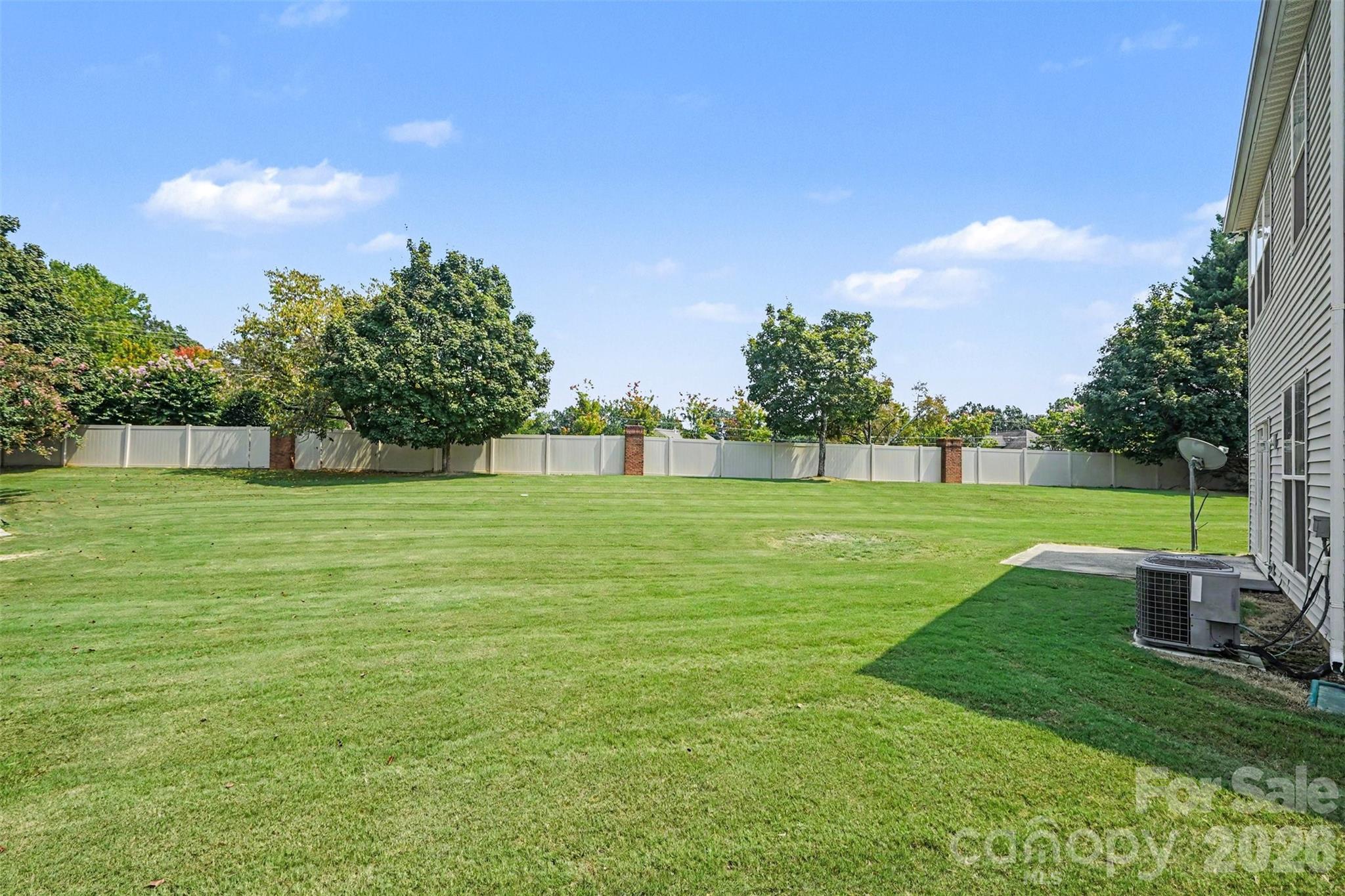2410 Normancrest Court — Charlotte