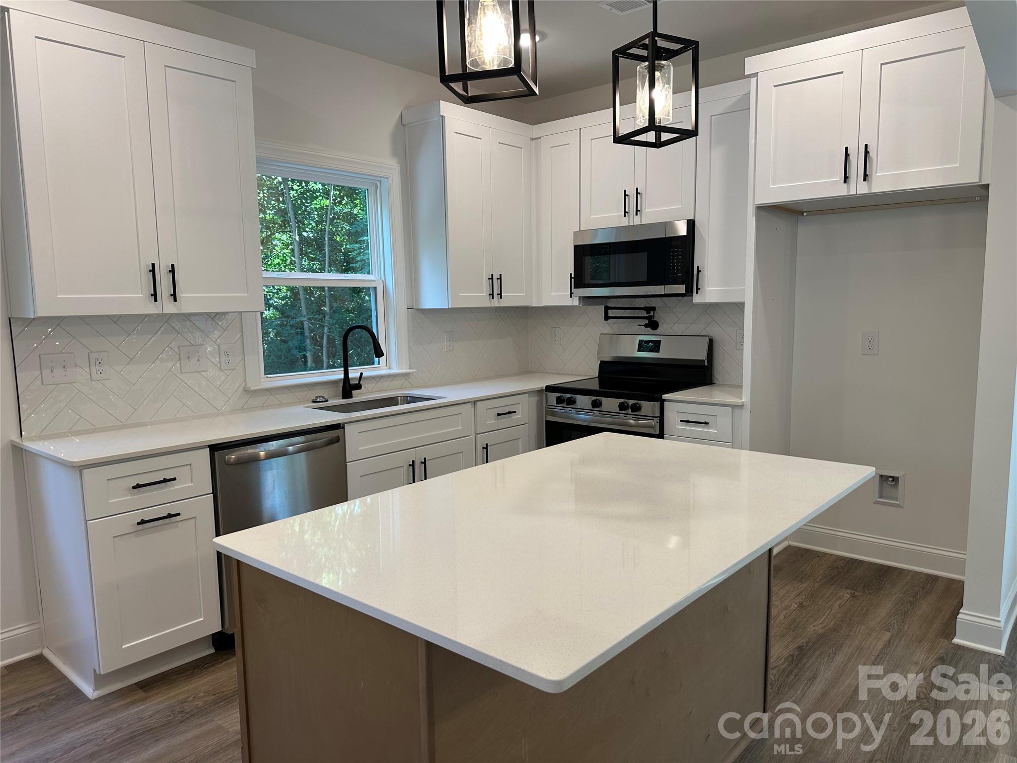 816.5 Frederick Street — Shelby