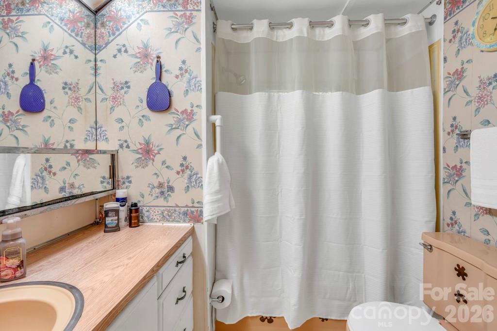 2850 Henson Creek Road — Newland