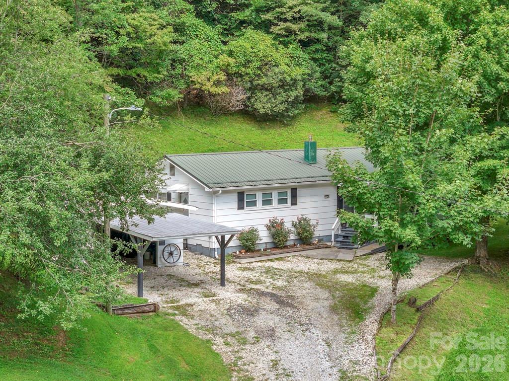 2850 Henson Creek Road — Newland