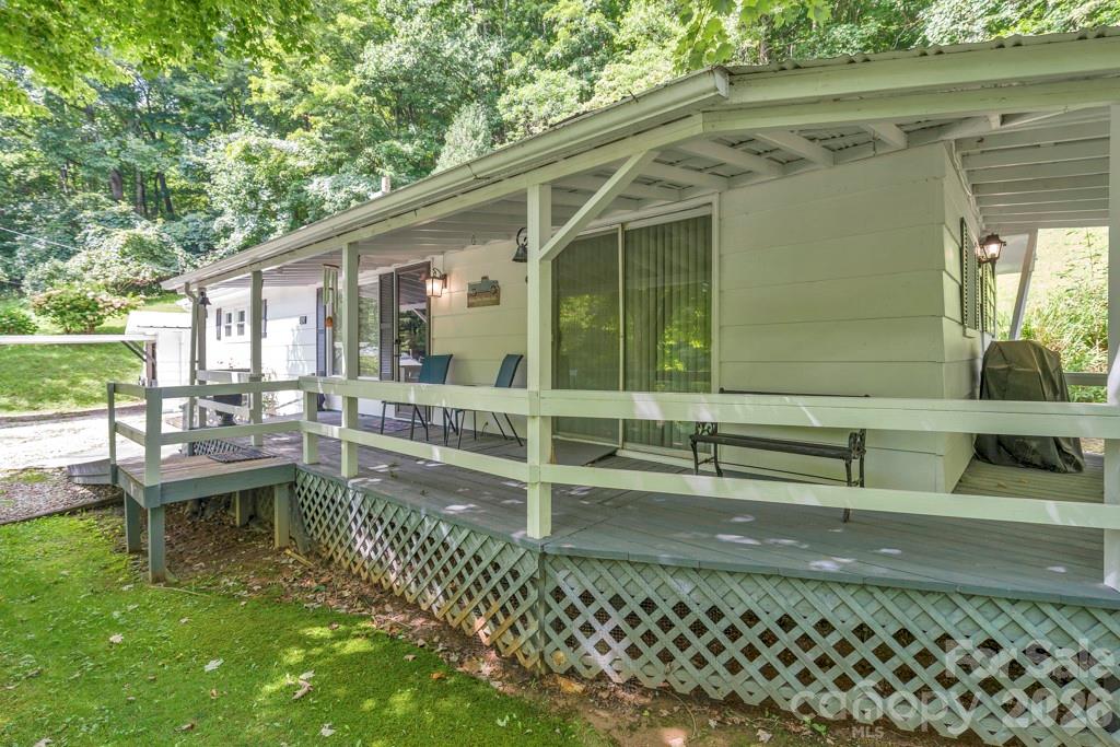 2850 Henson Creek Road — Newland