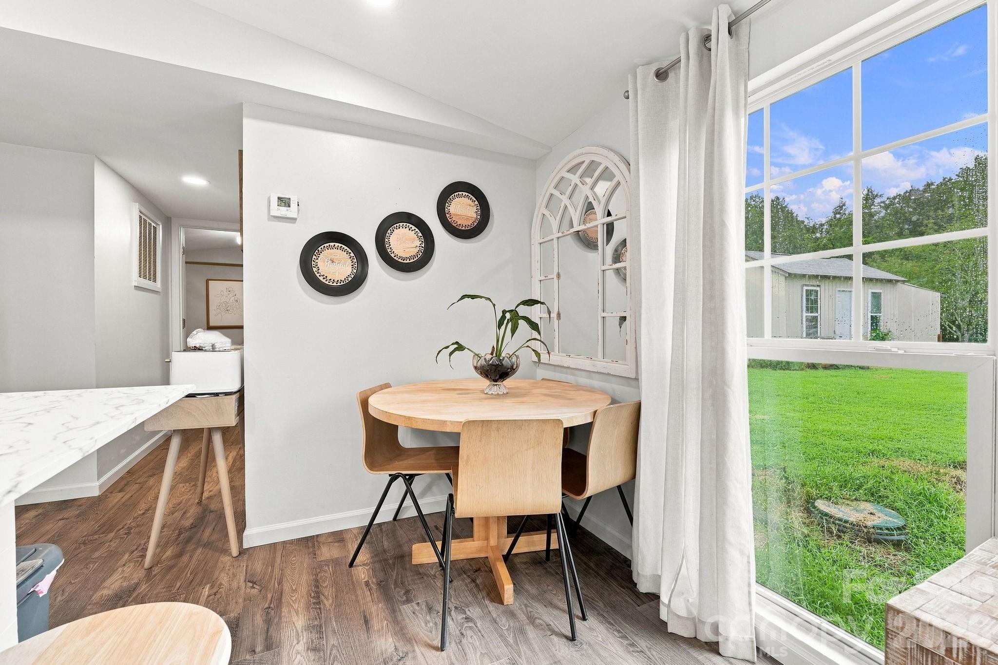 1433 Oakbrook Lane — Denver