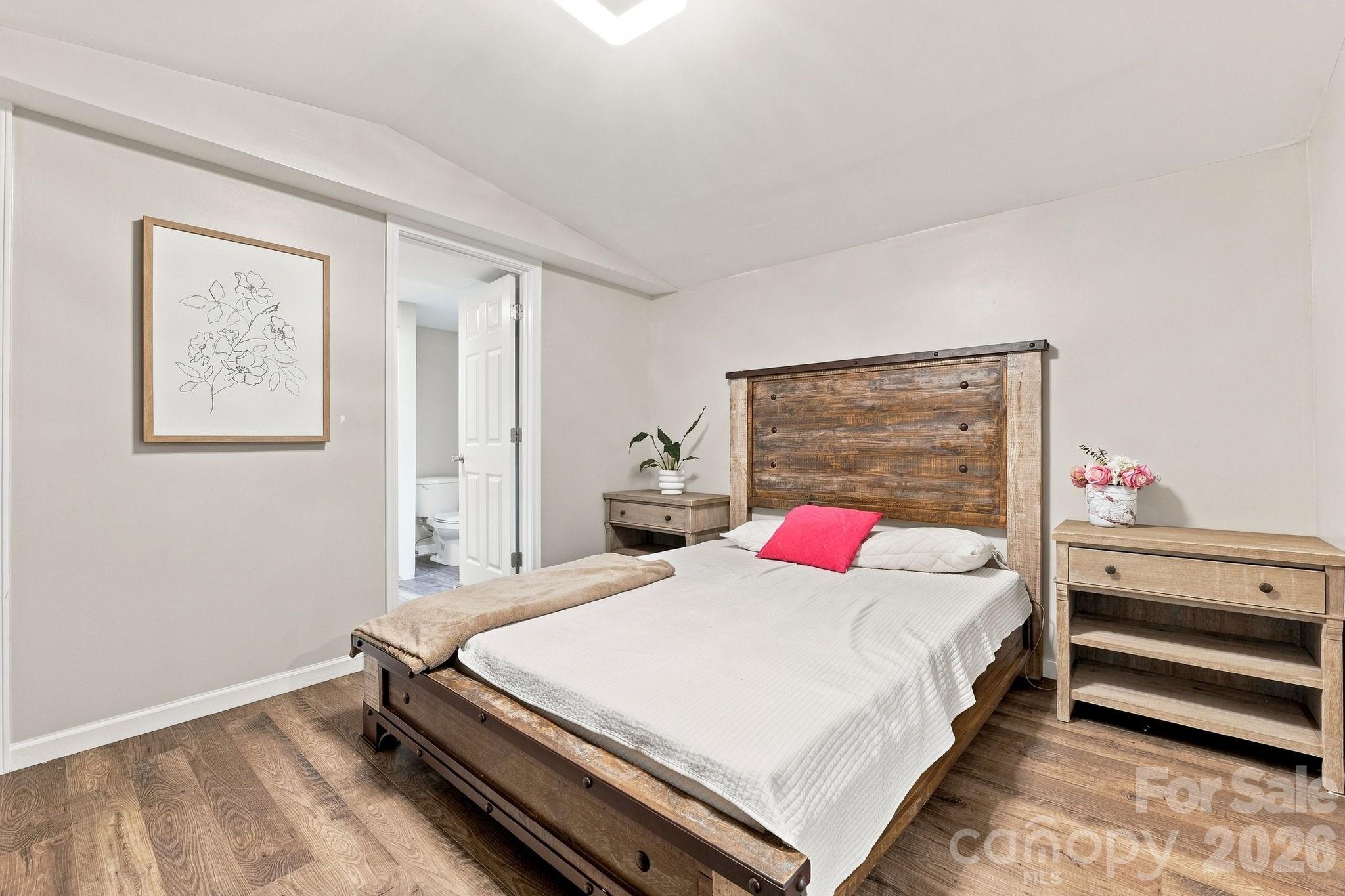 1433 Oakbrook Lane — Denver