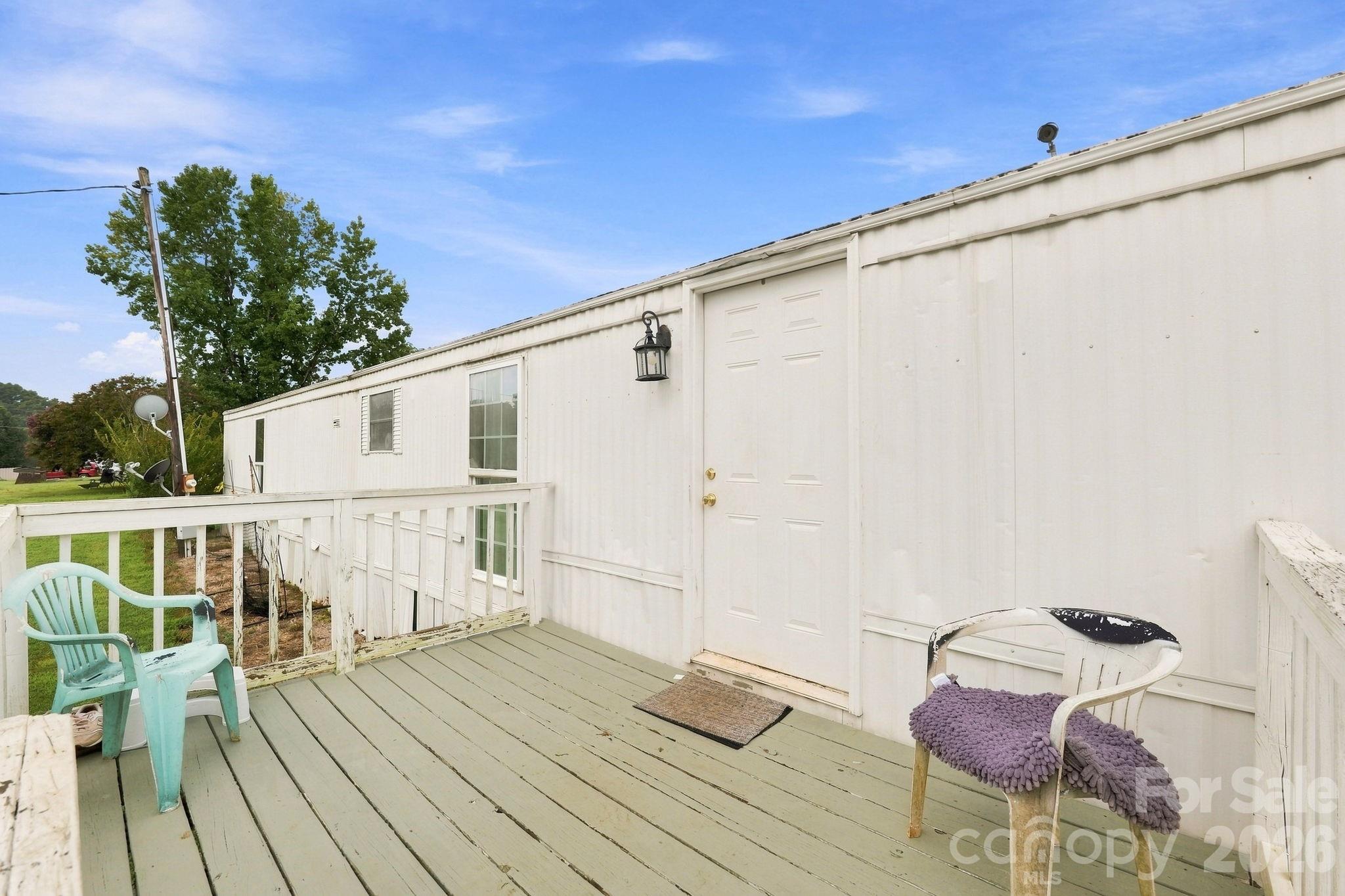 1433 Oakbrook Lane — Denver