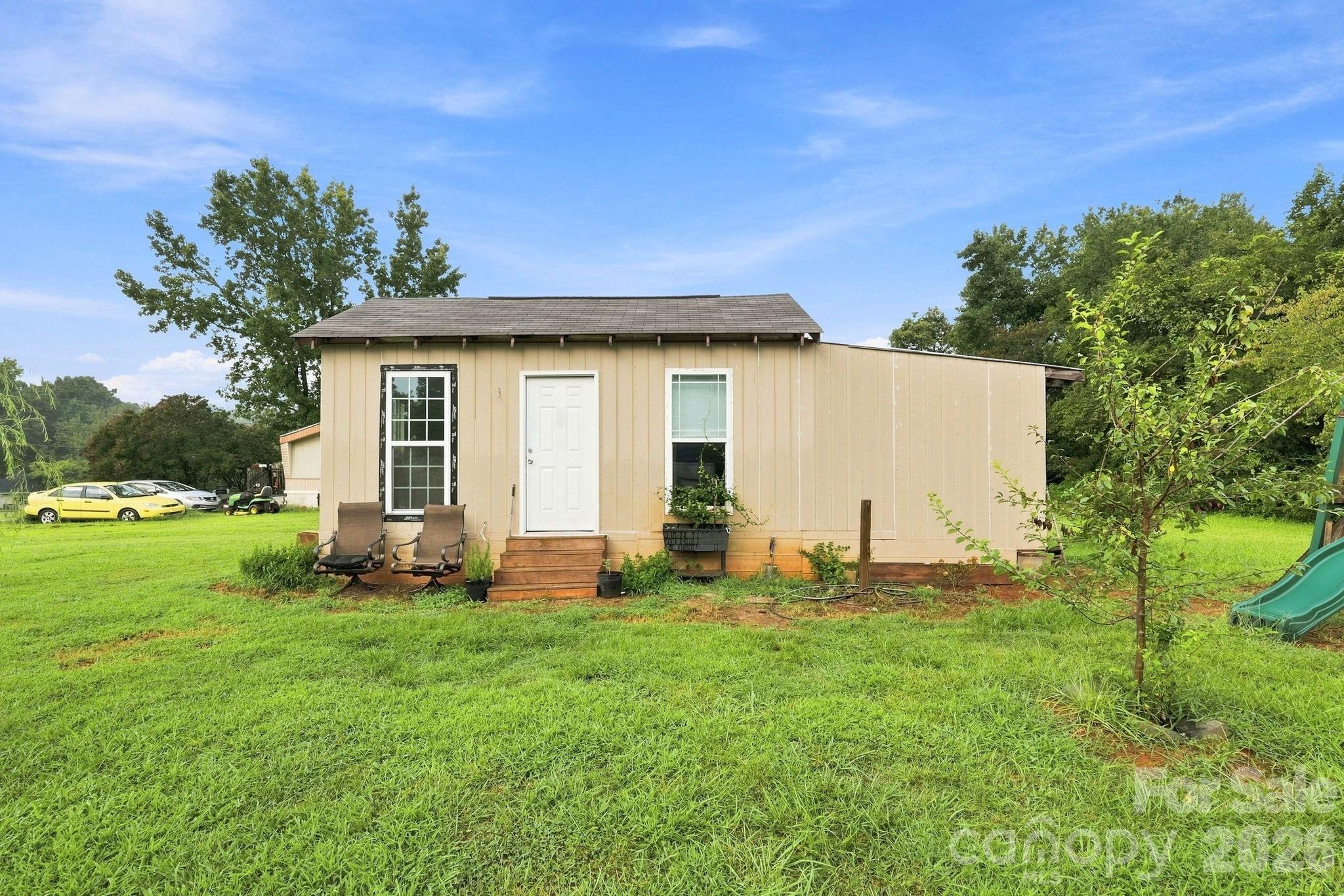 1433 Oakbrook Lane — Denver