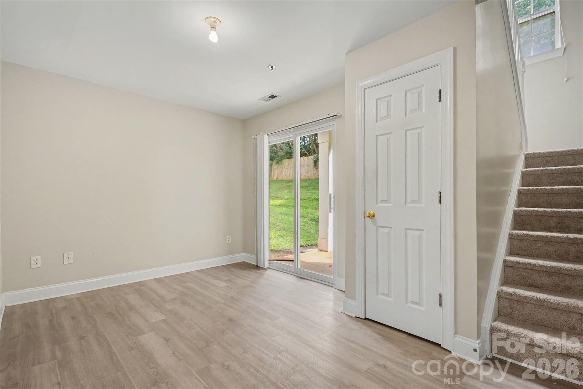 6858 Park Place Drive — Charlotte
