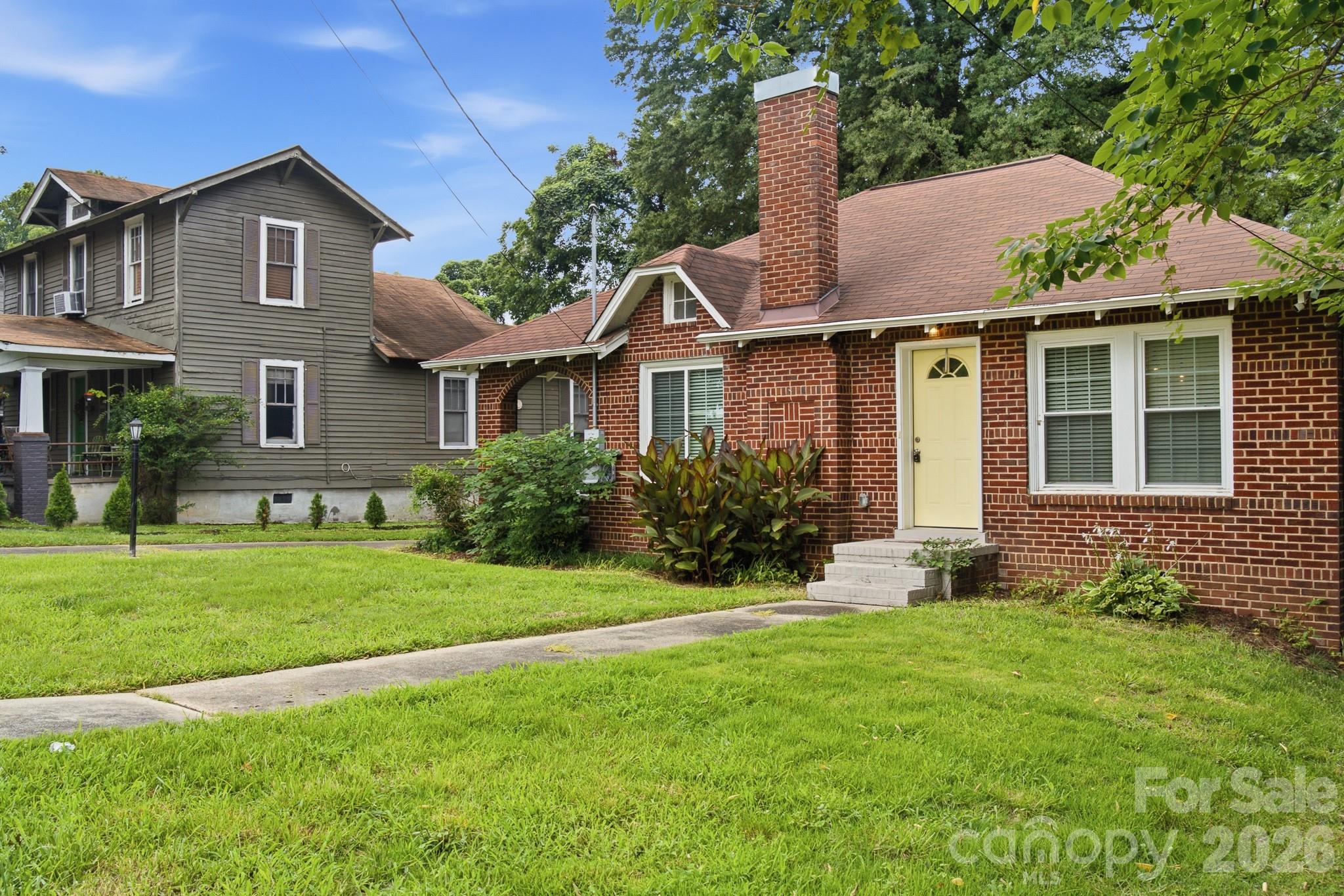 626 S Green Street — Statesville