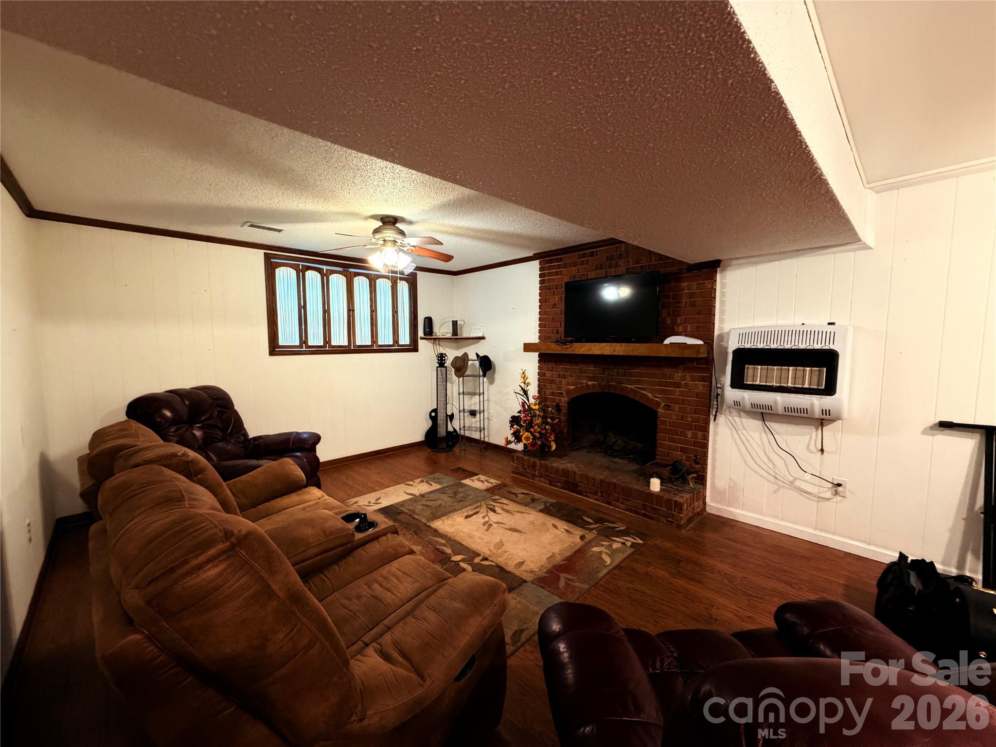 1000 Beaumont Poplar Street — North Wilkesboro