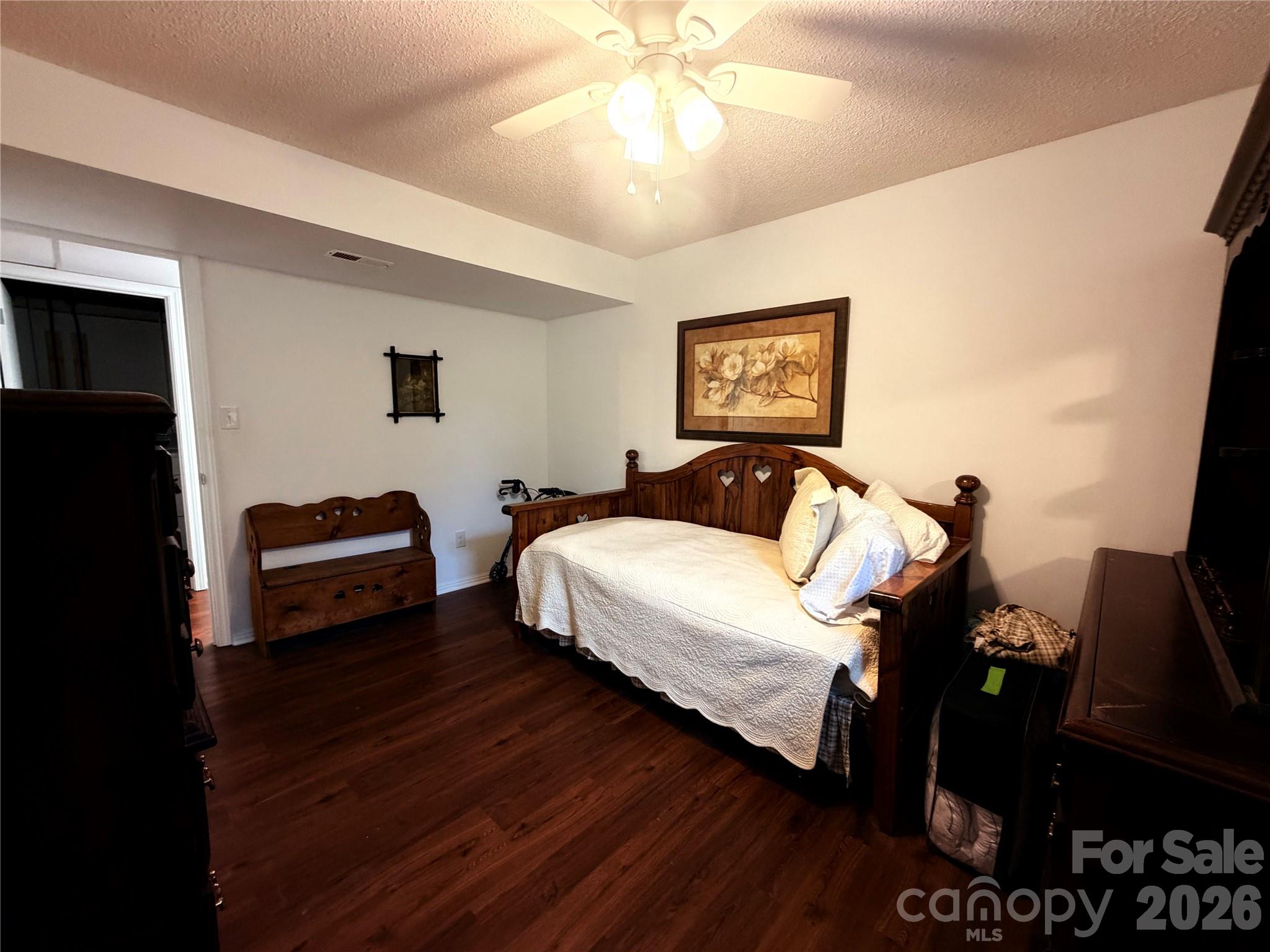 1000 Beaumont Poplar Street — North Wilkesboro