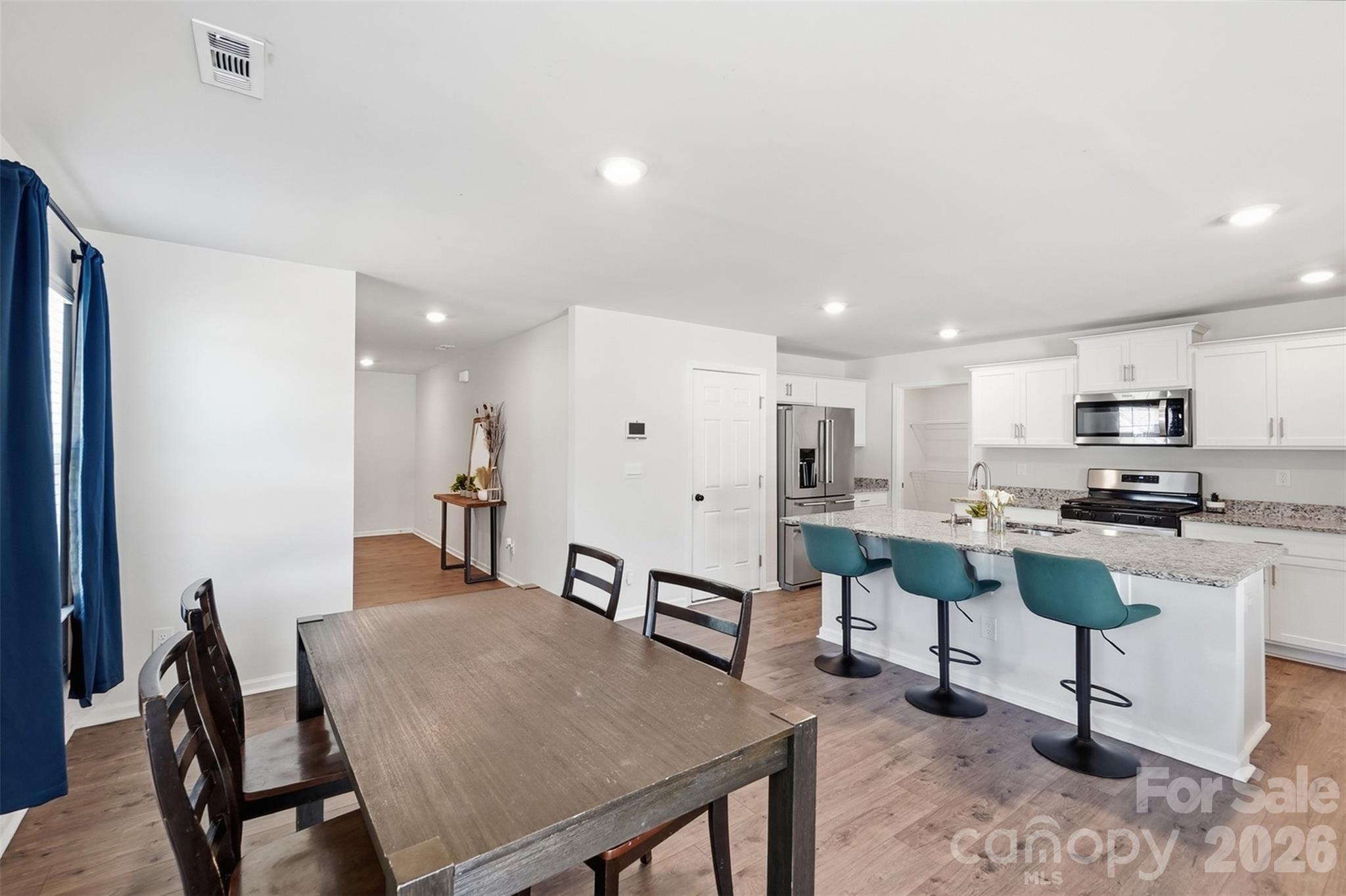 2141 Redstone Drive — York