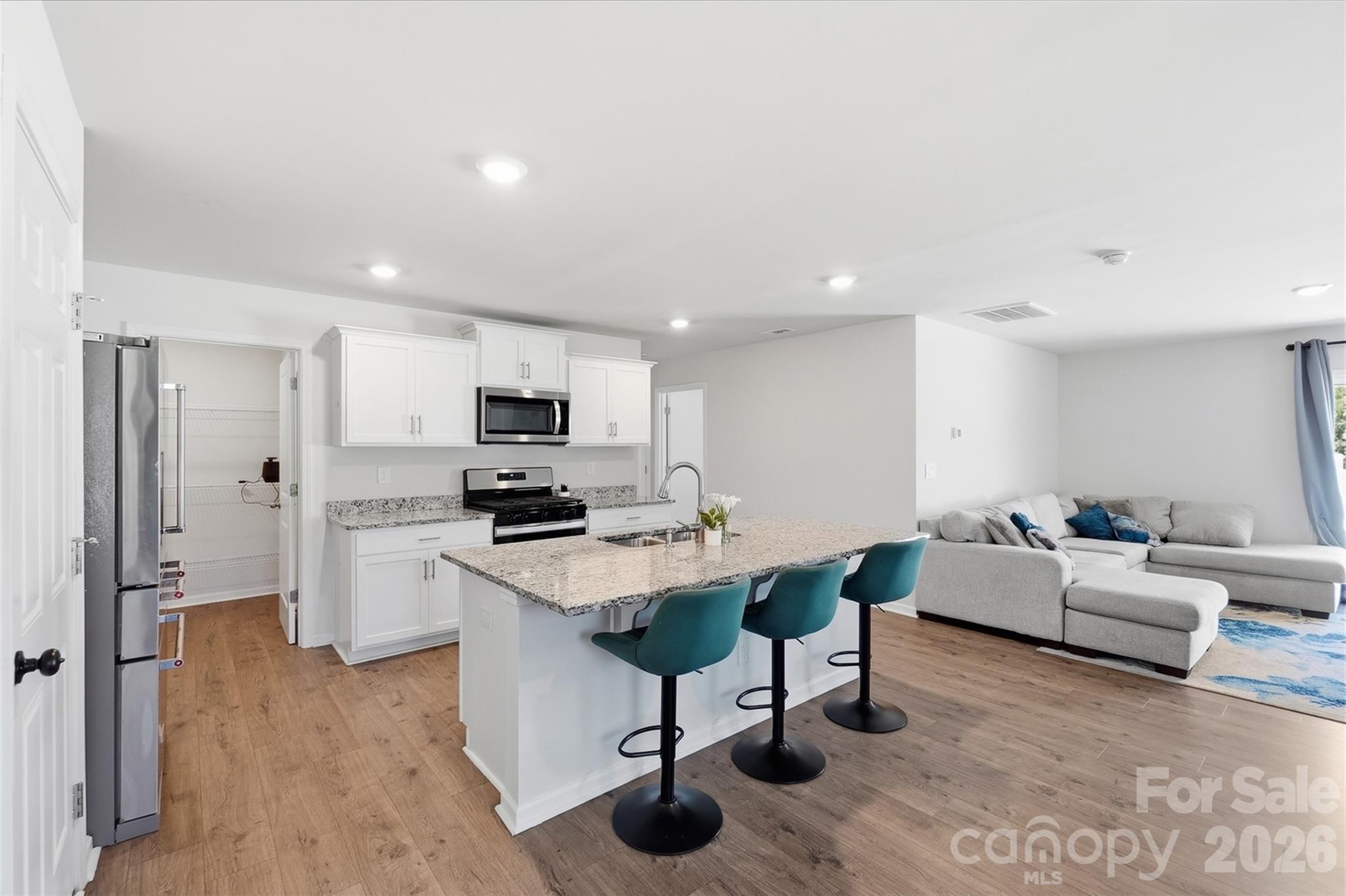 2141 Redstone Drive — York