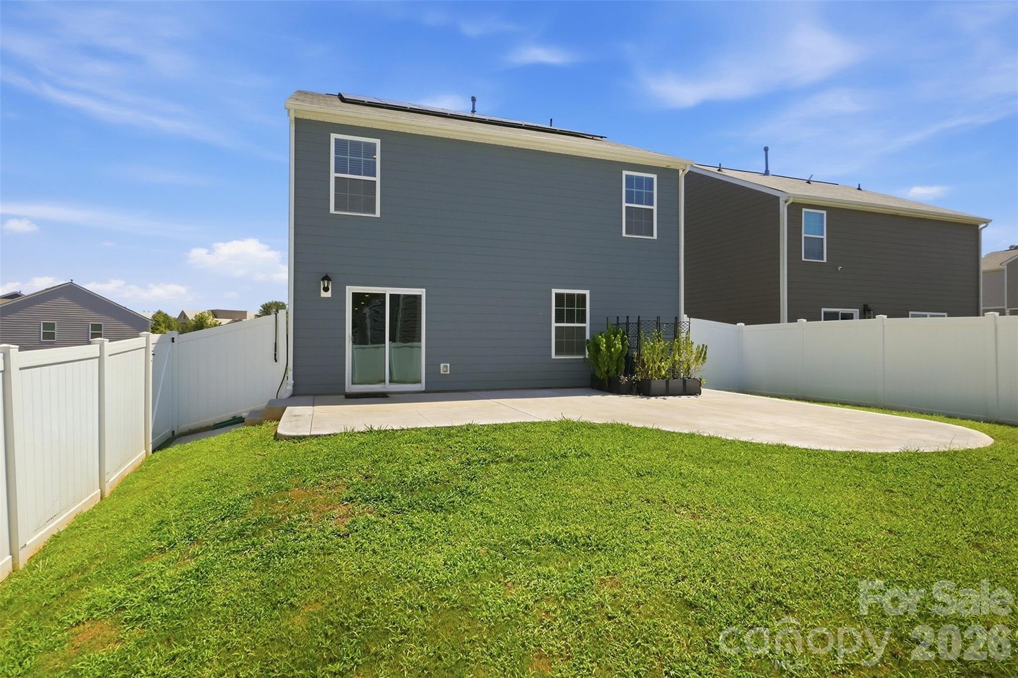 2141 Redstone Drive — York