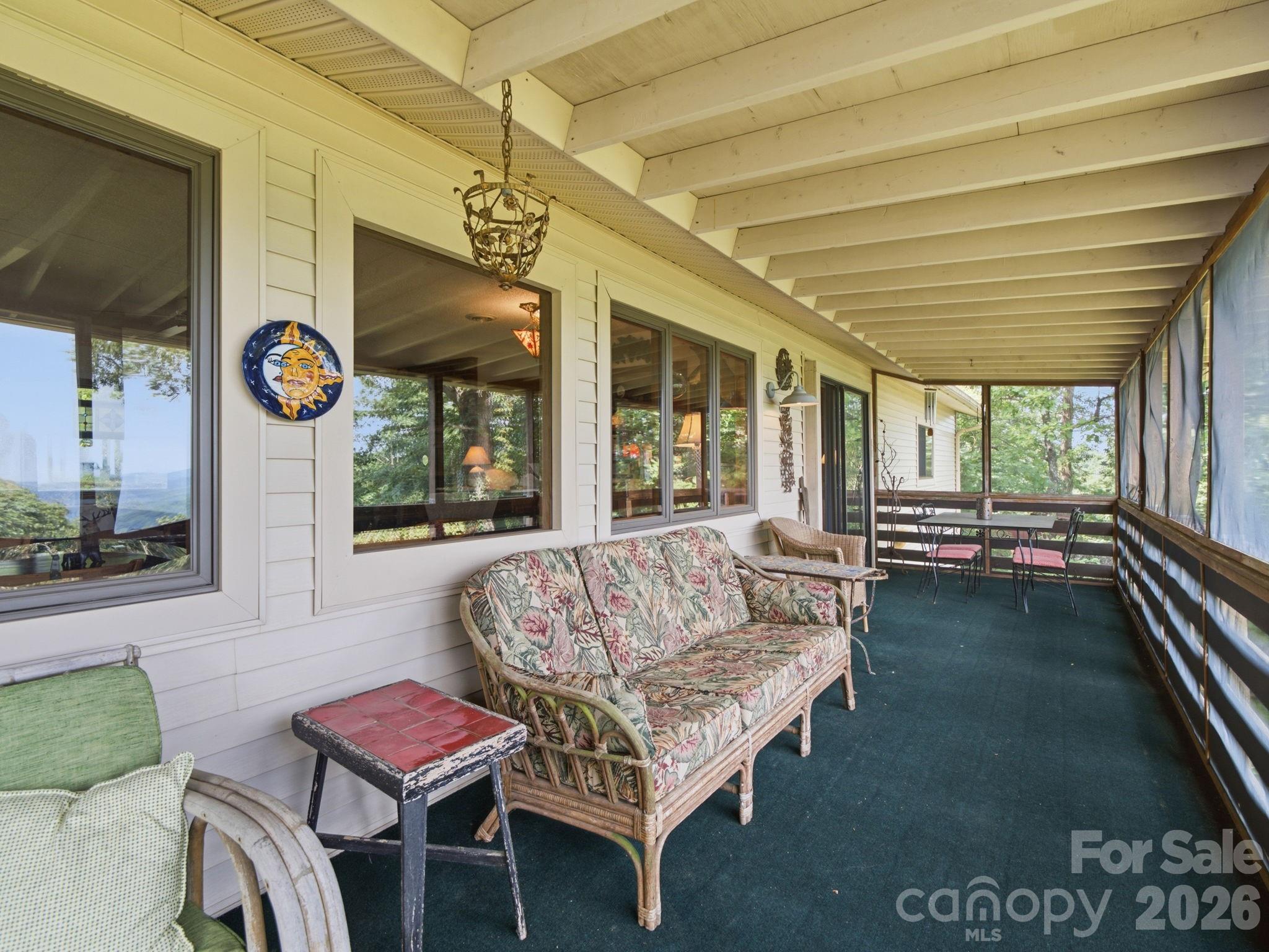 327 Summit Road — Tryon