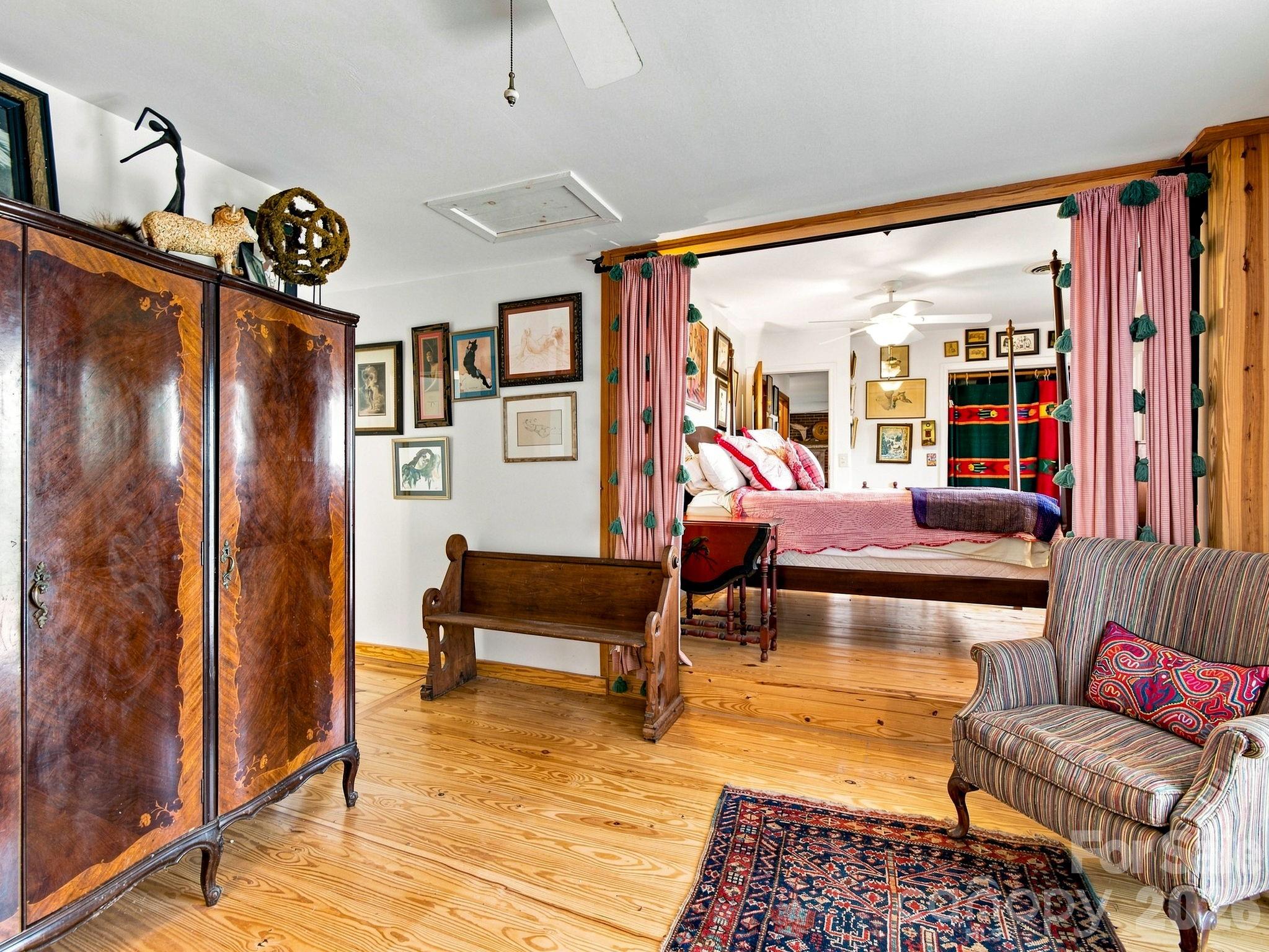 327 Summit Road — Tryon