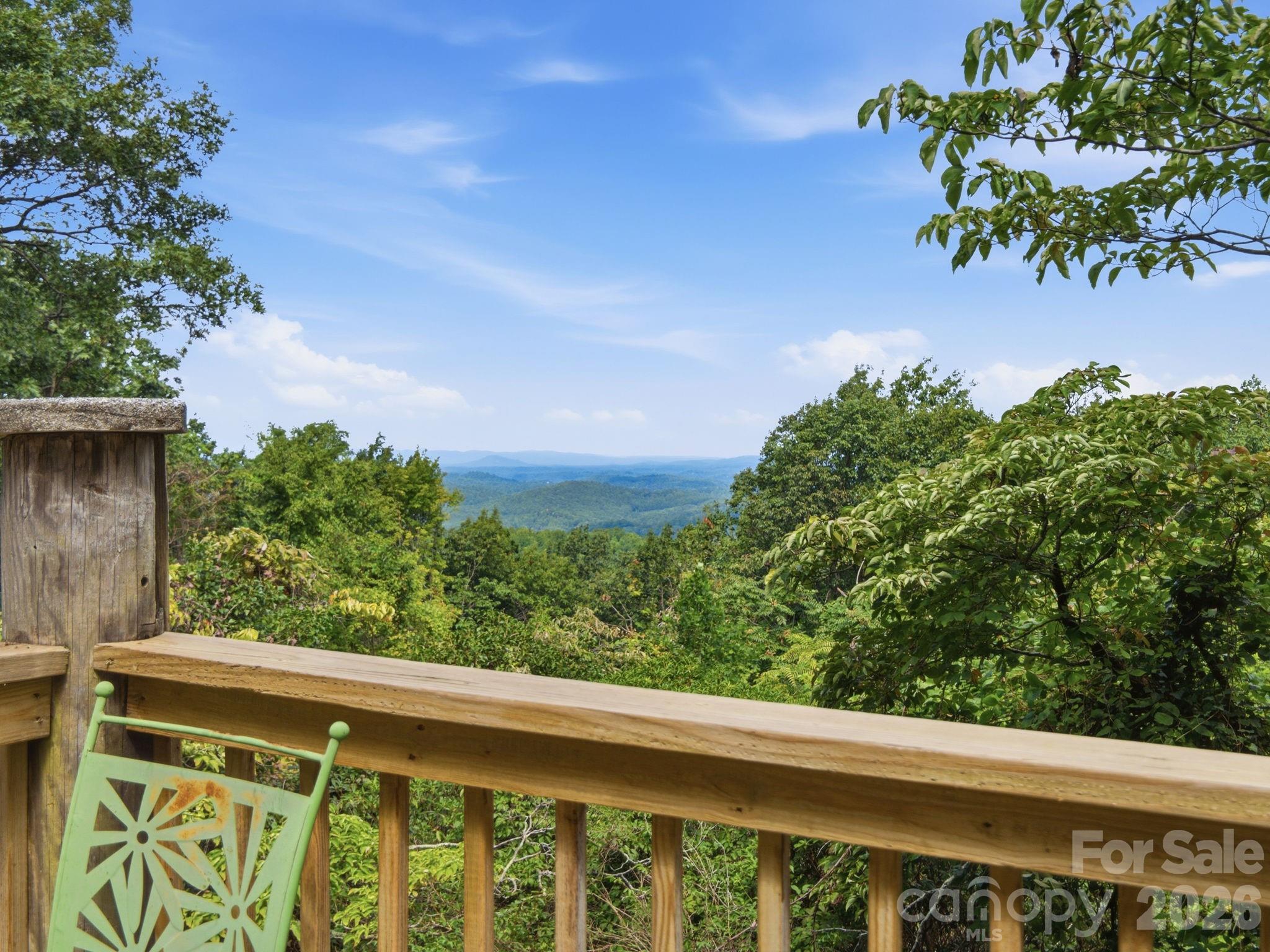 327 Summit Road — Tryon