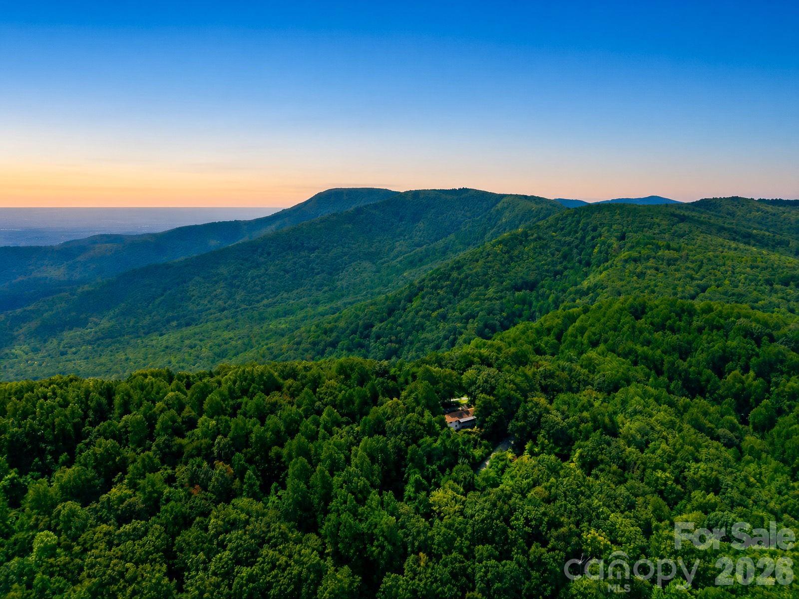 327 Summit Road — Tryon