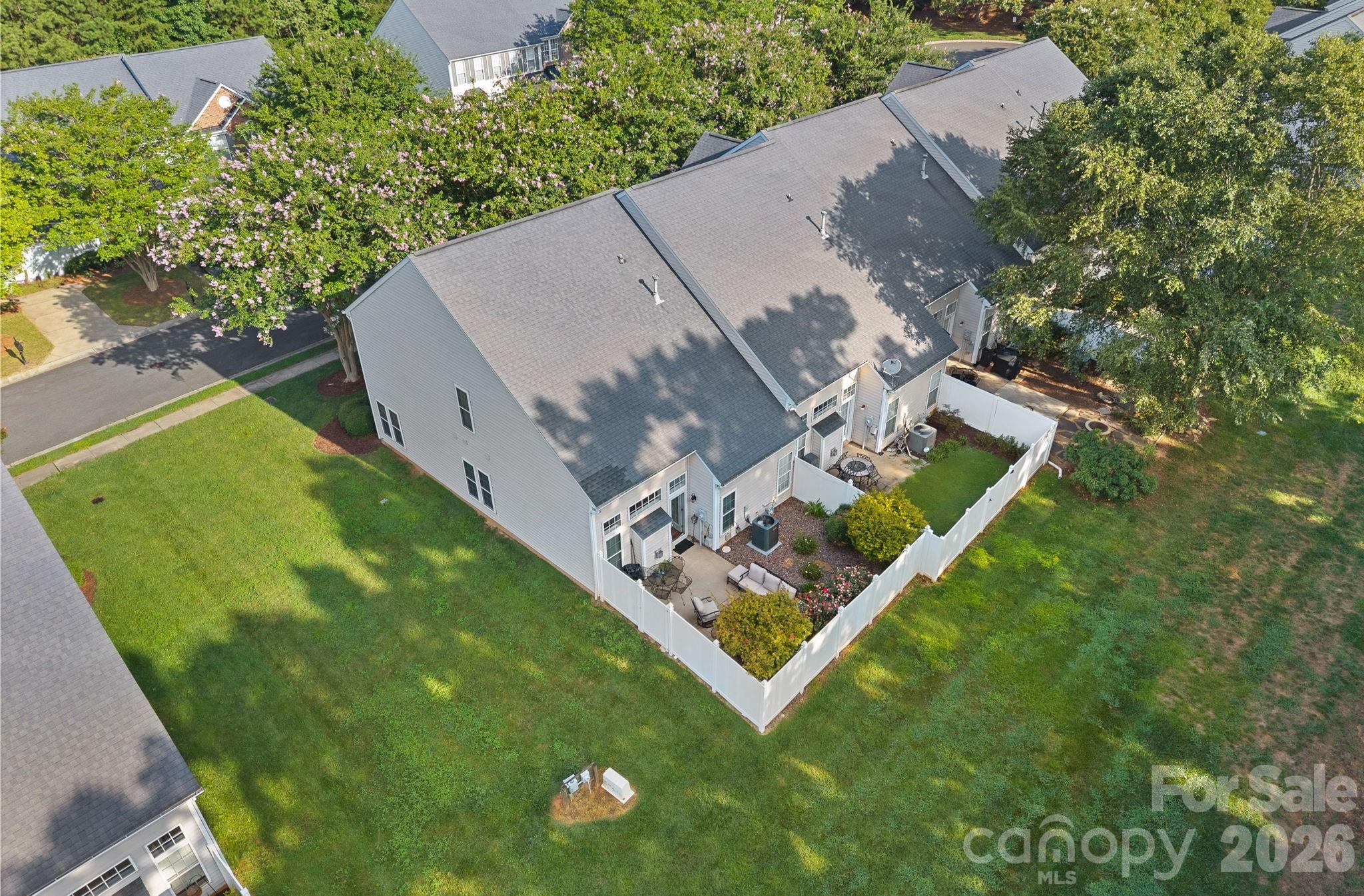 1628 Backcreek Lane — Gastonia