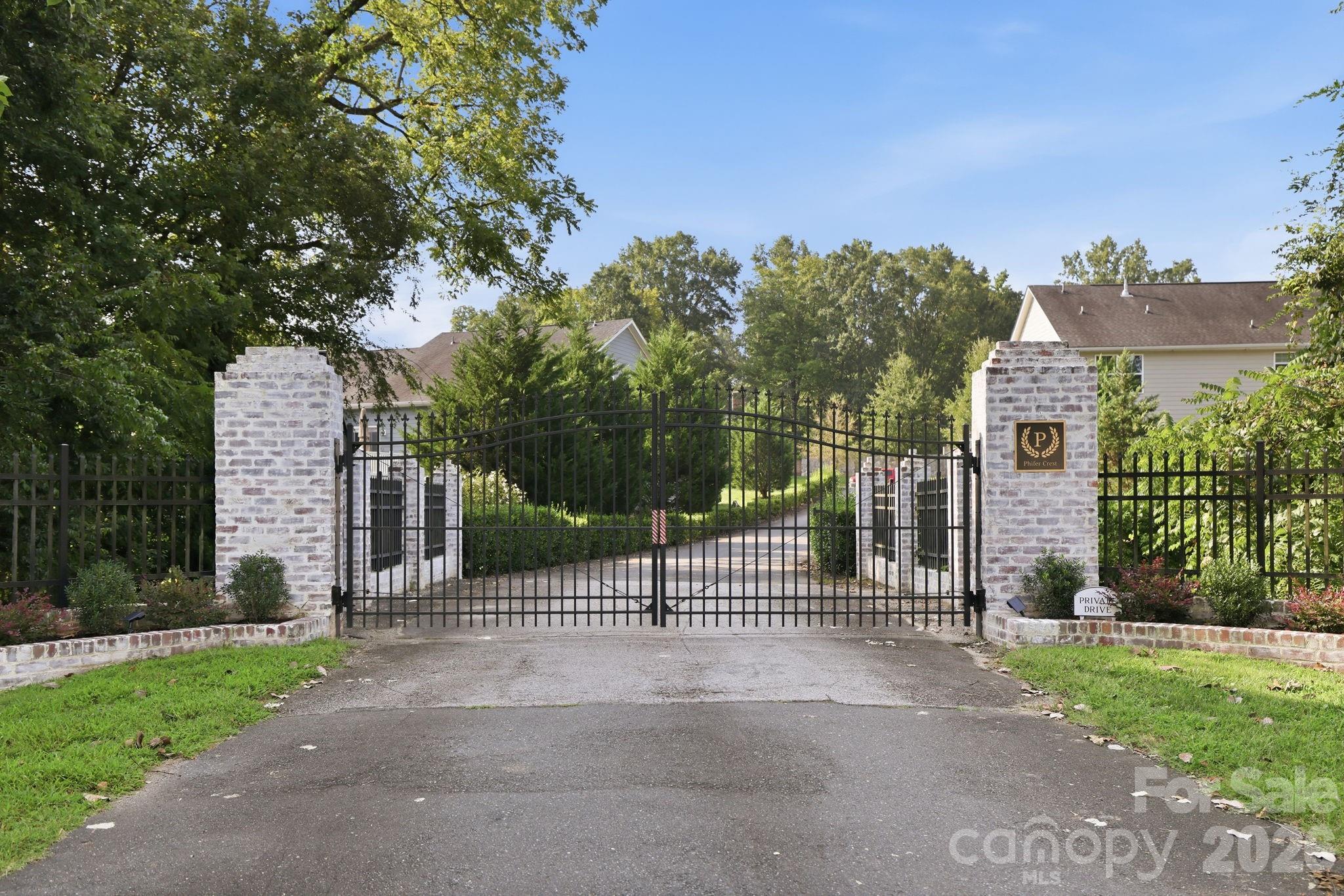4742 Phifer Crest Court — Charlotte