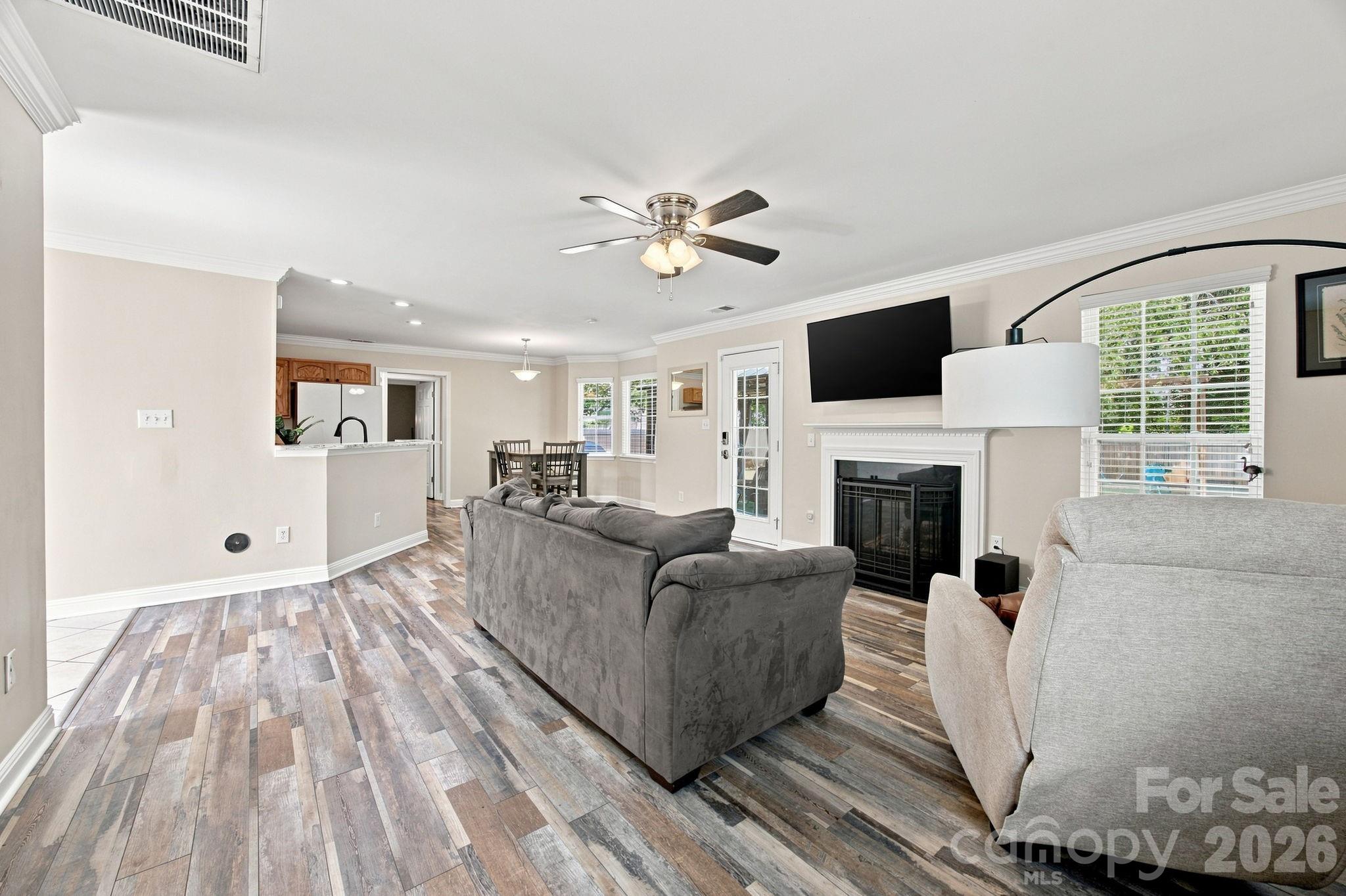 9709 Nannyberry Lane — Charlotte