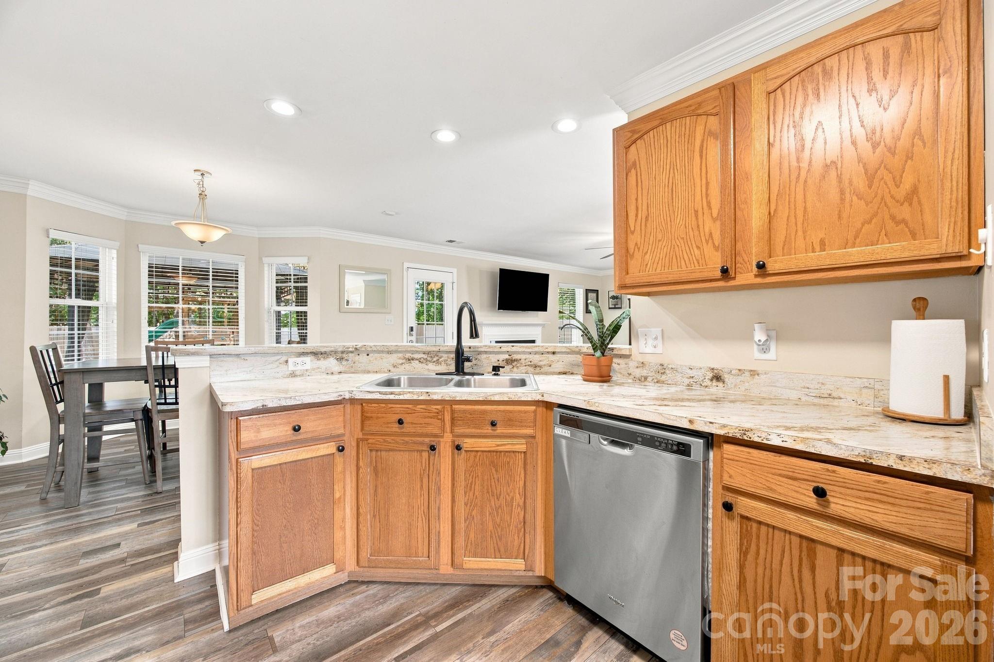9709 Nannyberry Lane — Charlotte