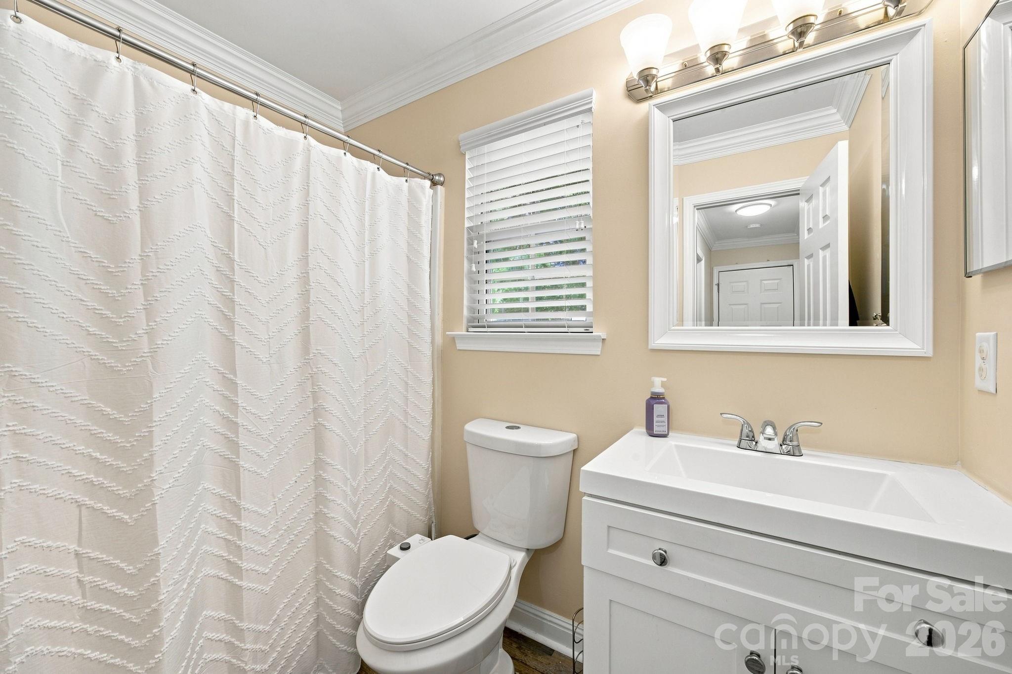 9709 Nannyberry Lane — Charlotte