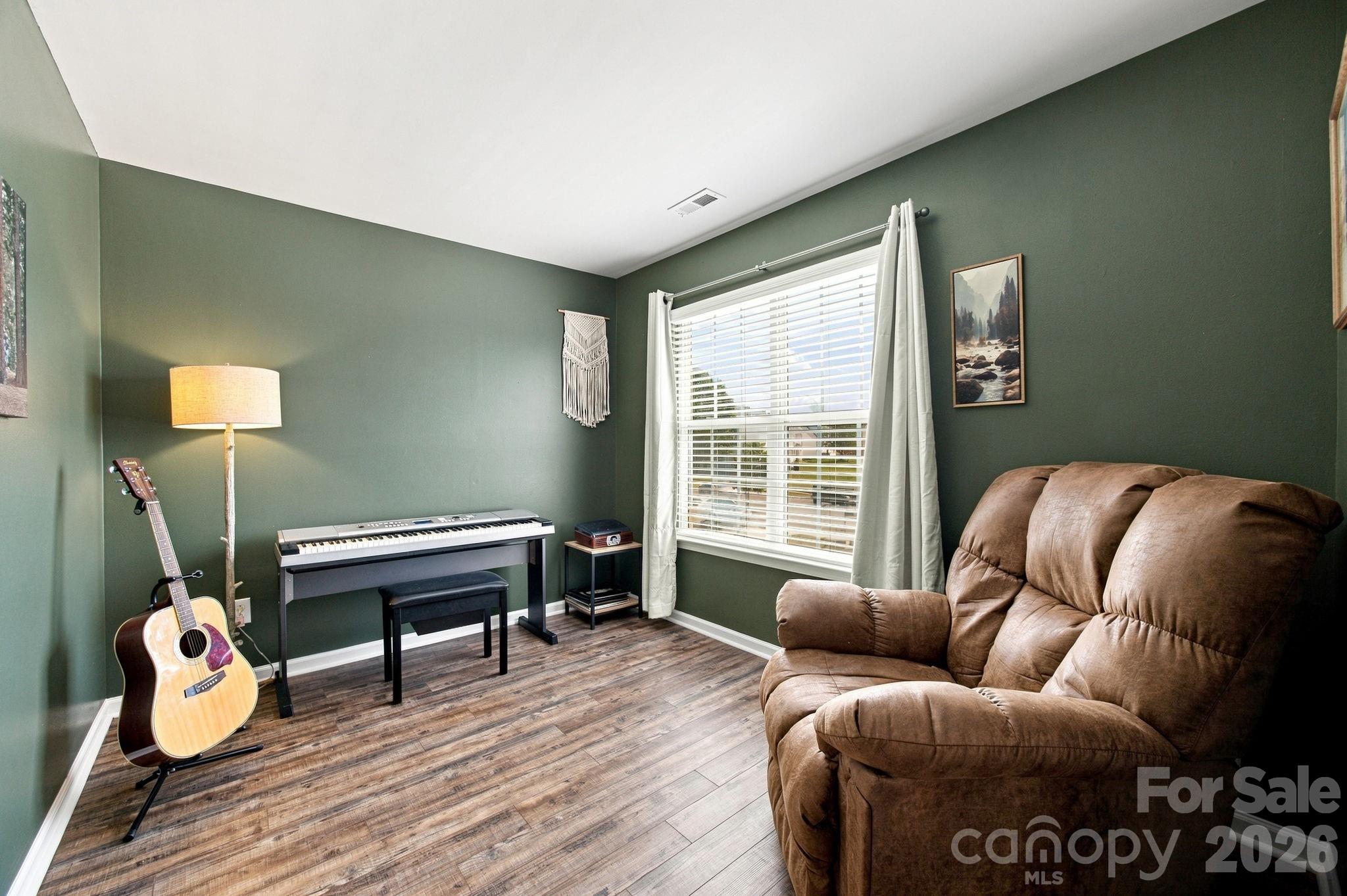 9709 Nannyberry Lane — Charlotte