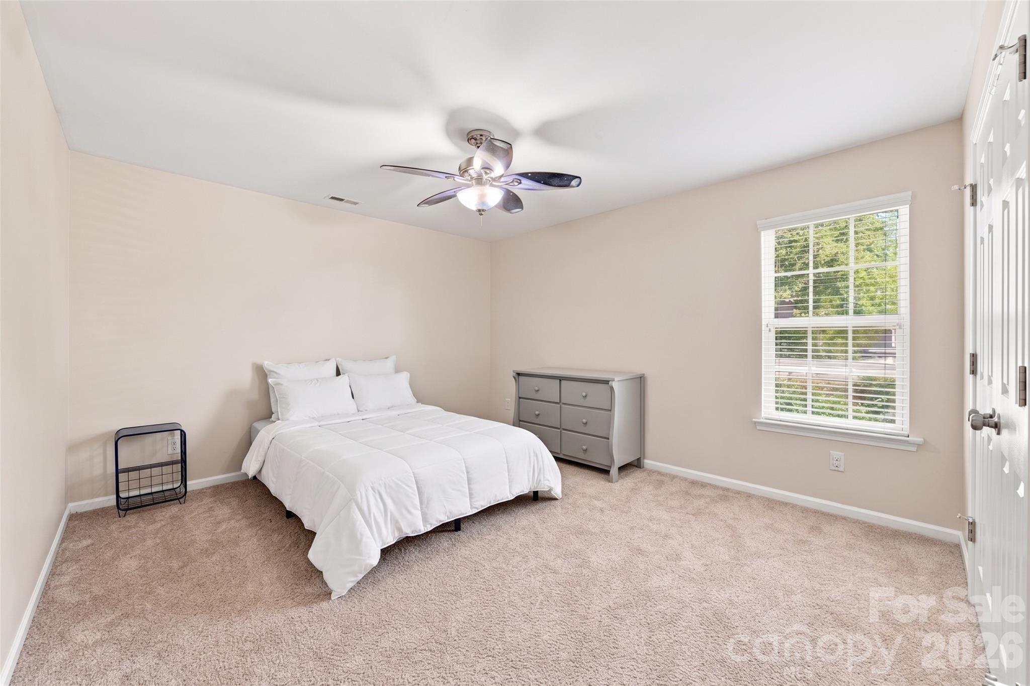 9709 Nannyberry Lane — Charlotte