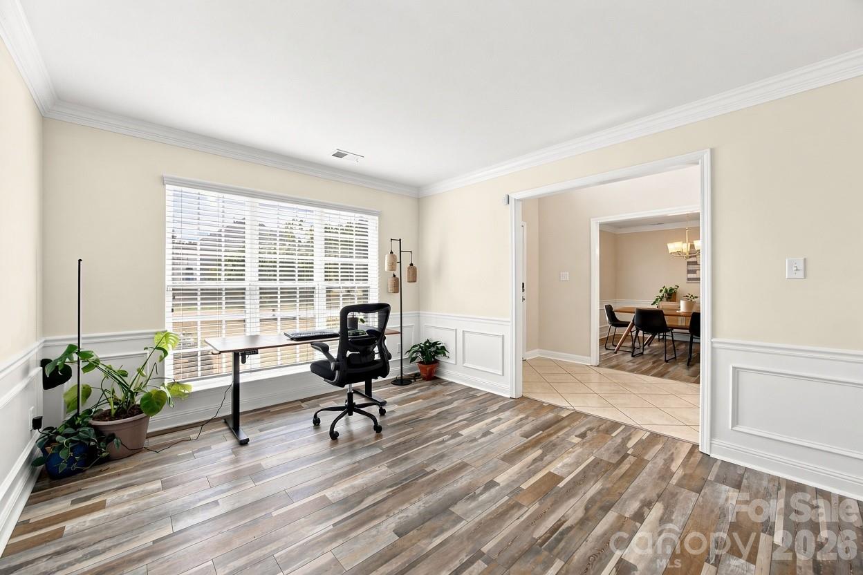 9709 Nannyberry Lane — Charlotte