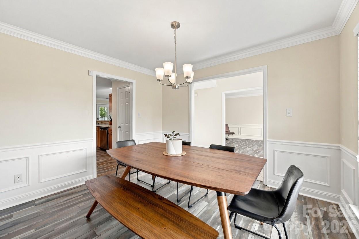 9709 Nannyberry Lane — Charlotte