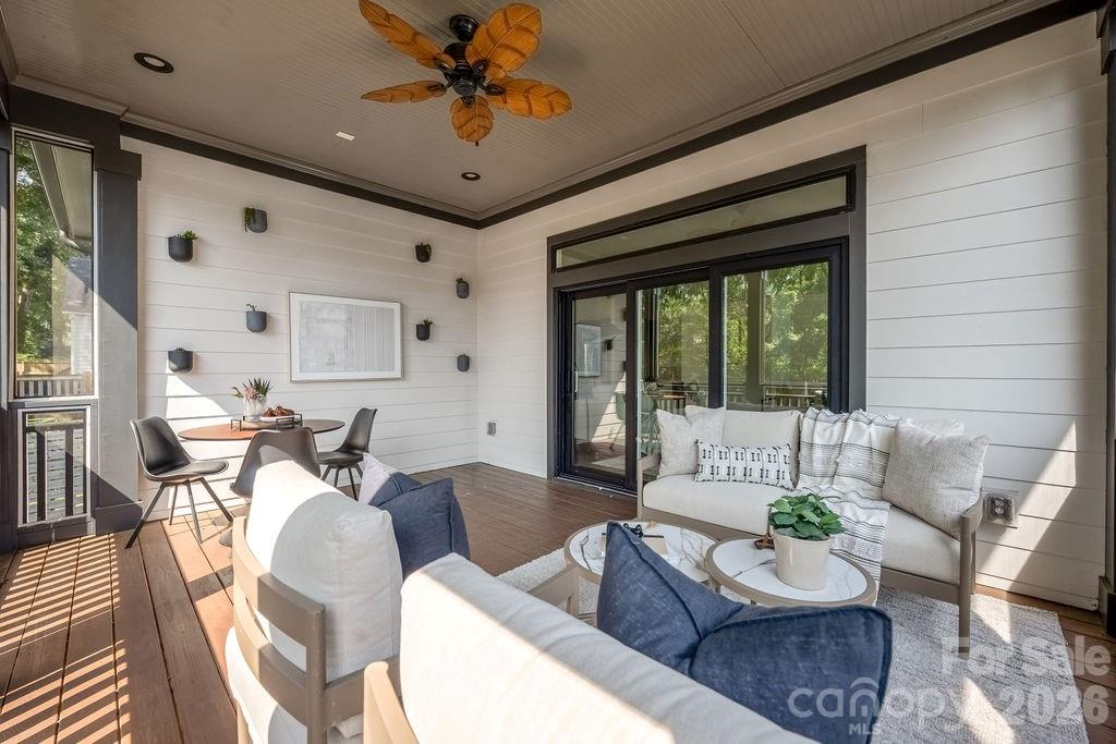 1418 N Caldwell Street — Charlotte