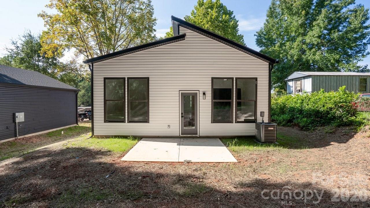 140 Norris Drive — Salisbury
