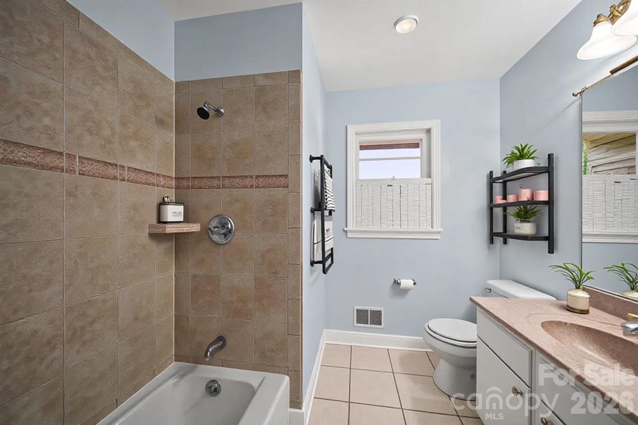 3029 Rosehill Drive — Charlotte