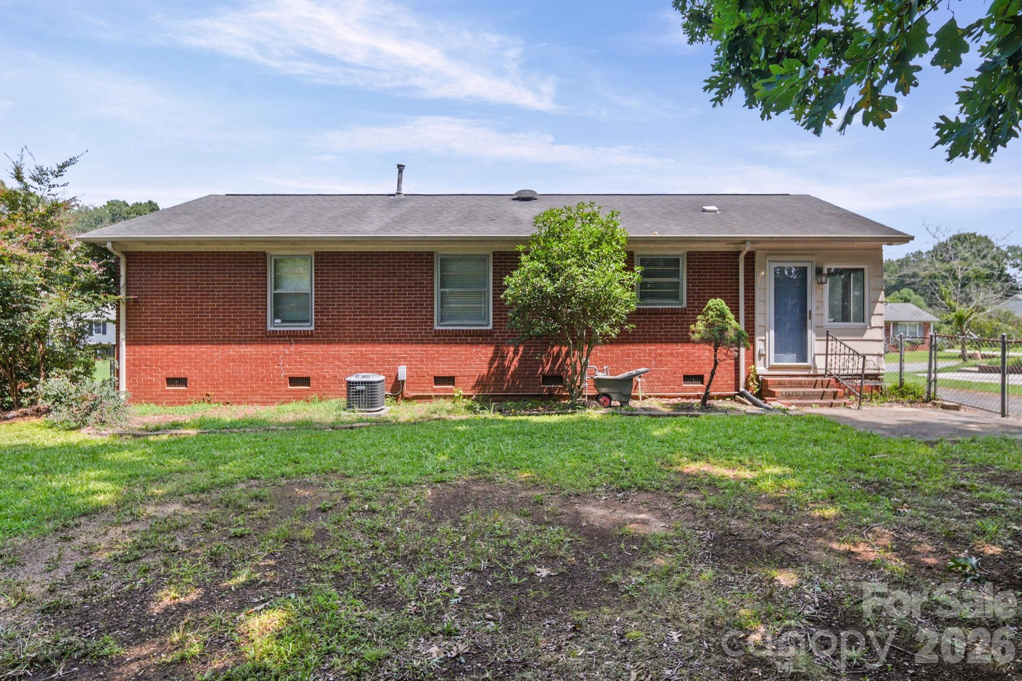 3029 Rosehill Drive — Charlotte