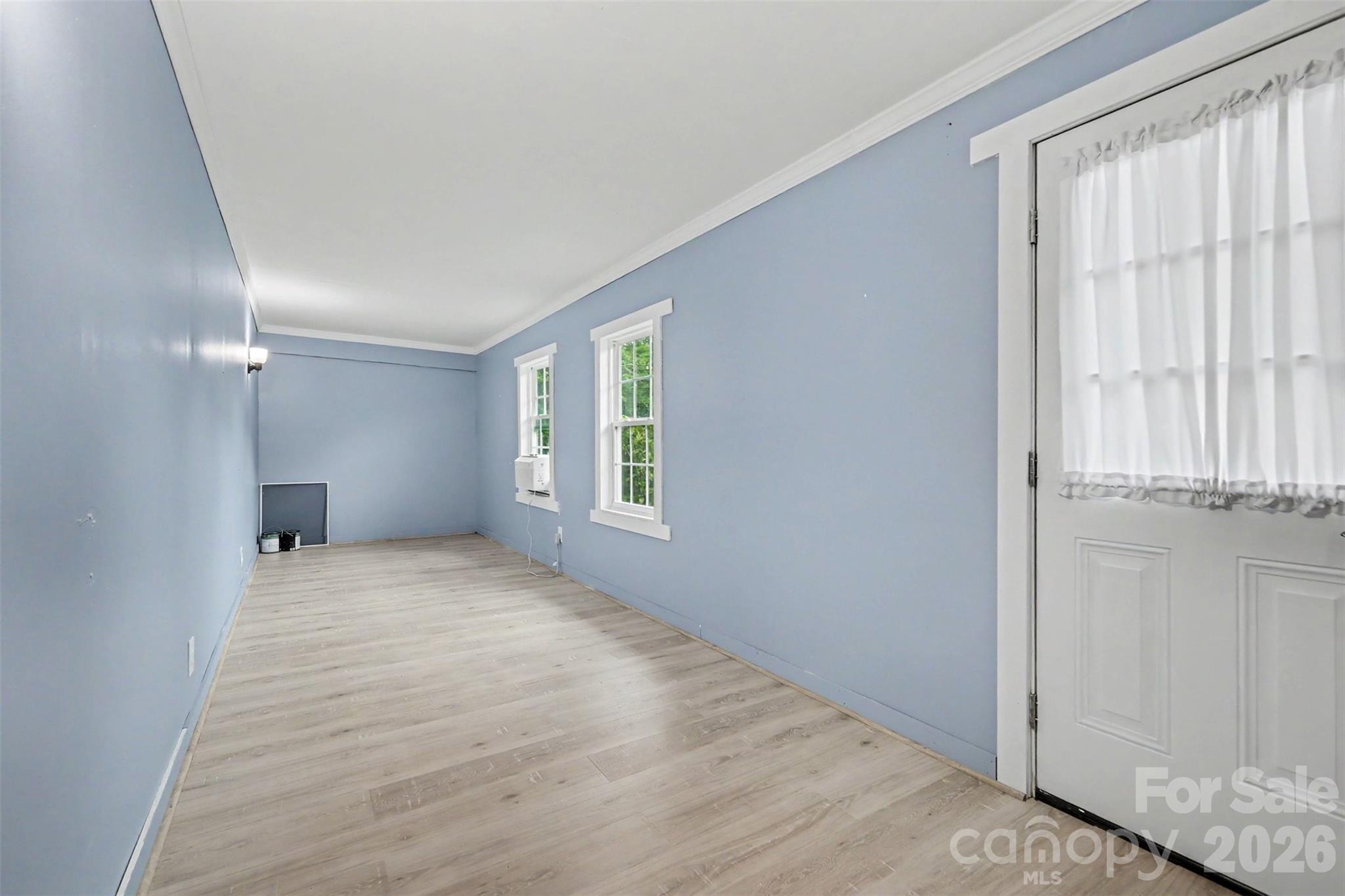 126 21st Avenue NW — Hickory