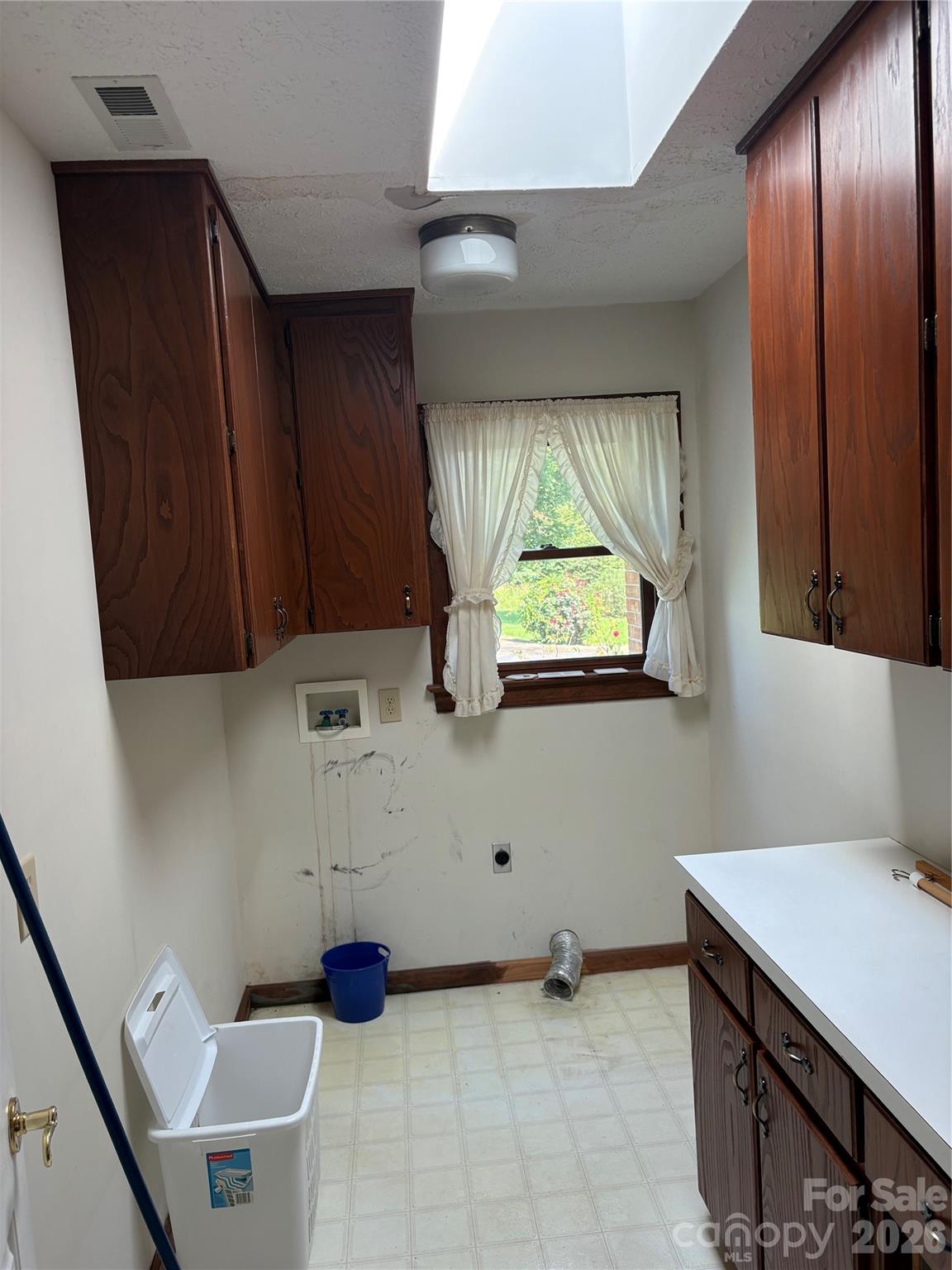 1308 Salem Road — Morganton