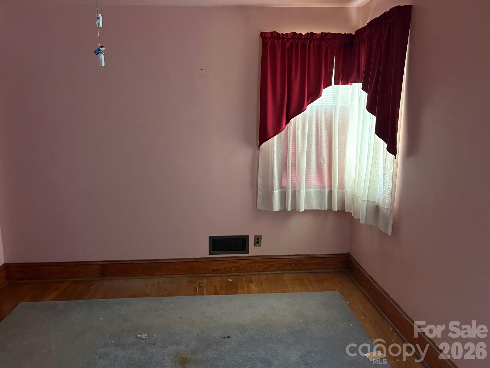 1308 Salem Road — Morganton