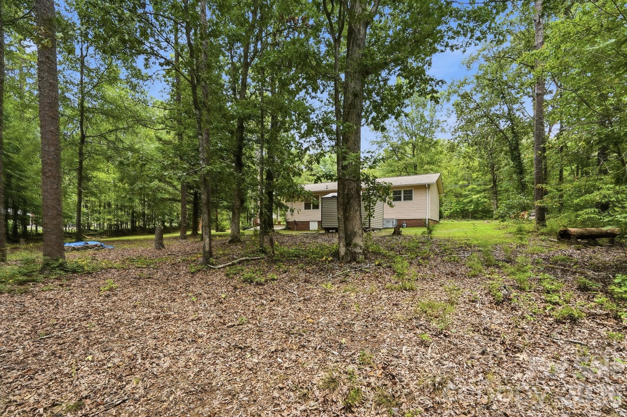 897 Community Lane — Lancaster