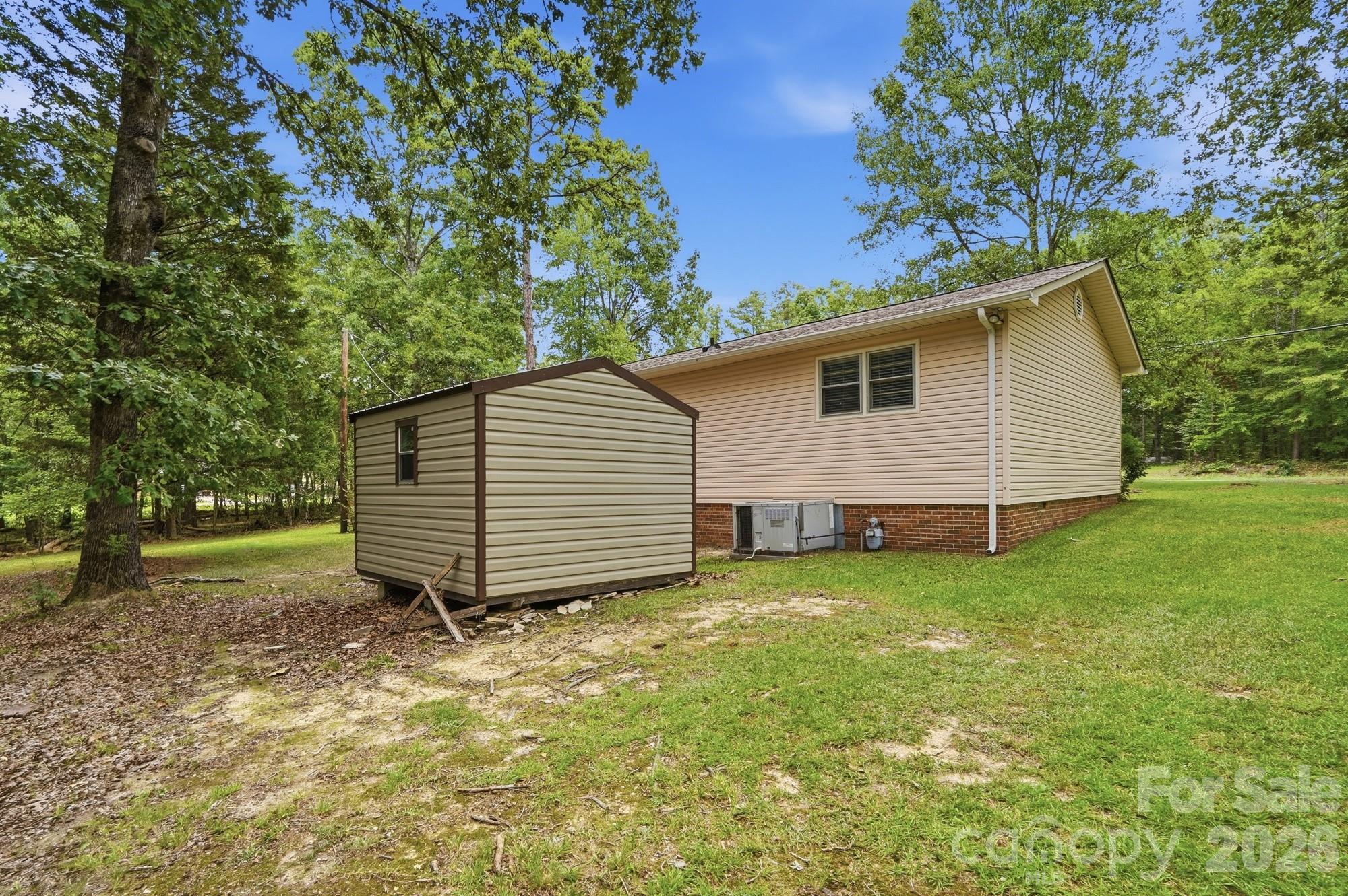 897 Community Lane — Lancaster