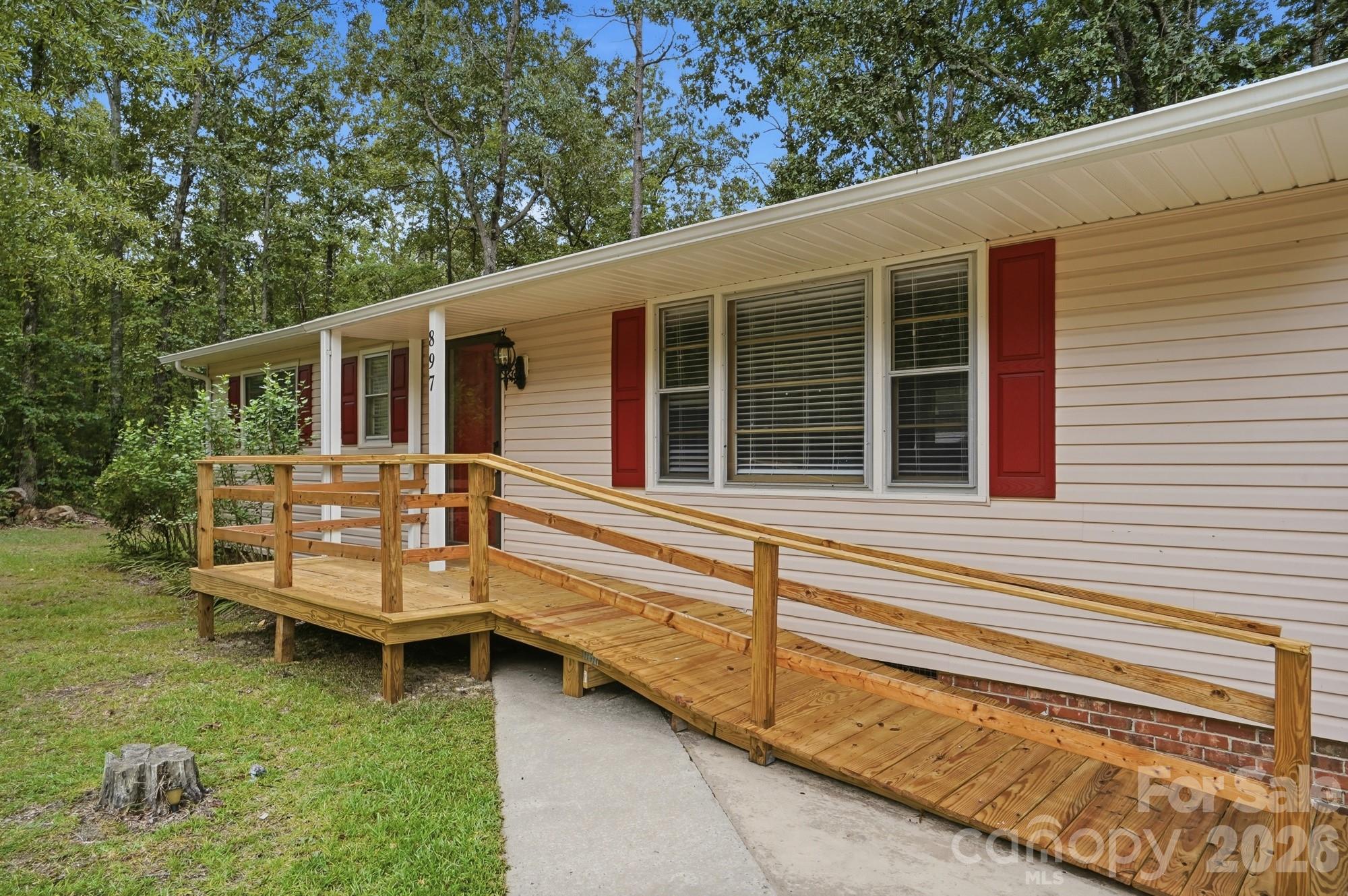 897 Community Lane — Lancaster
