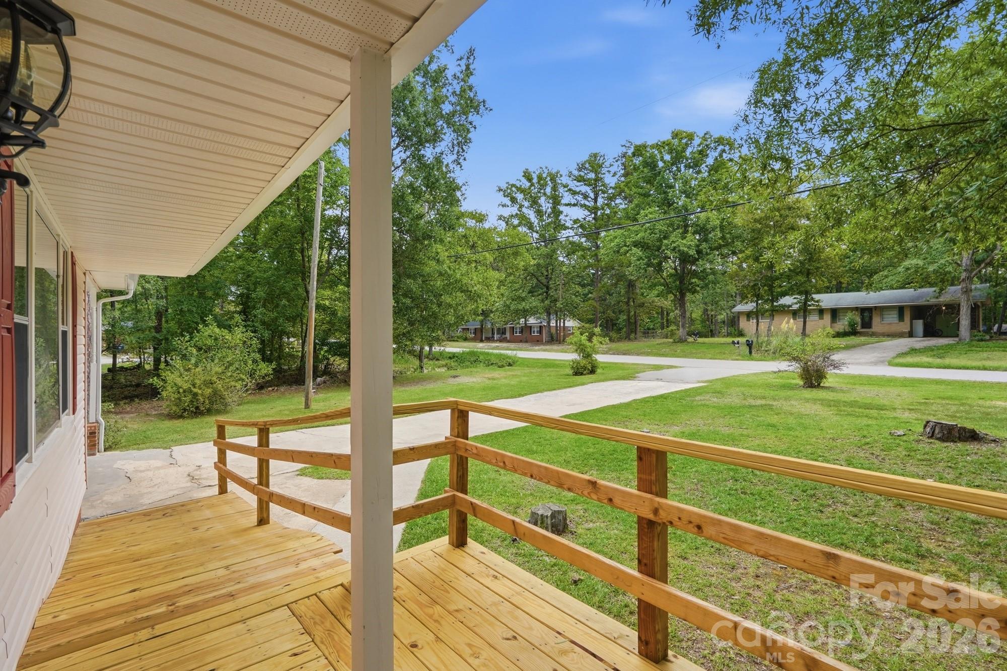 897 Community Lane — Lancaster