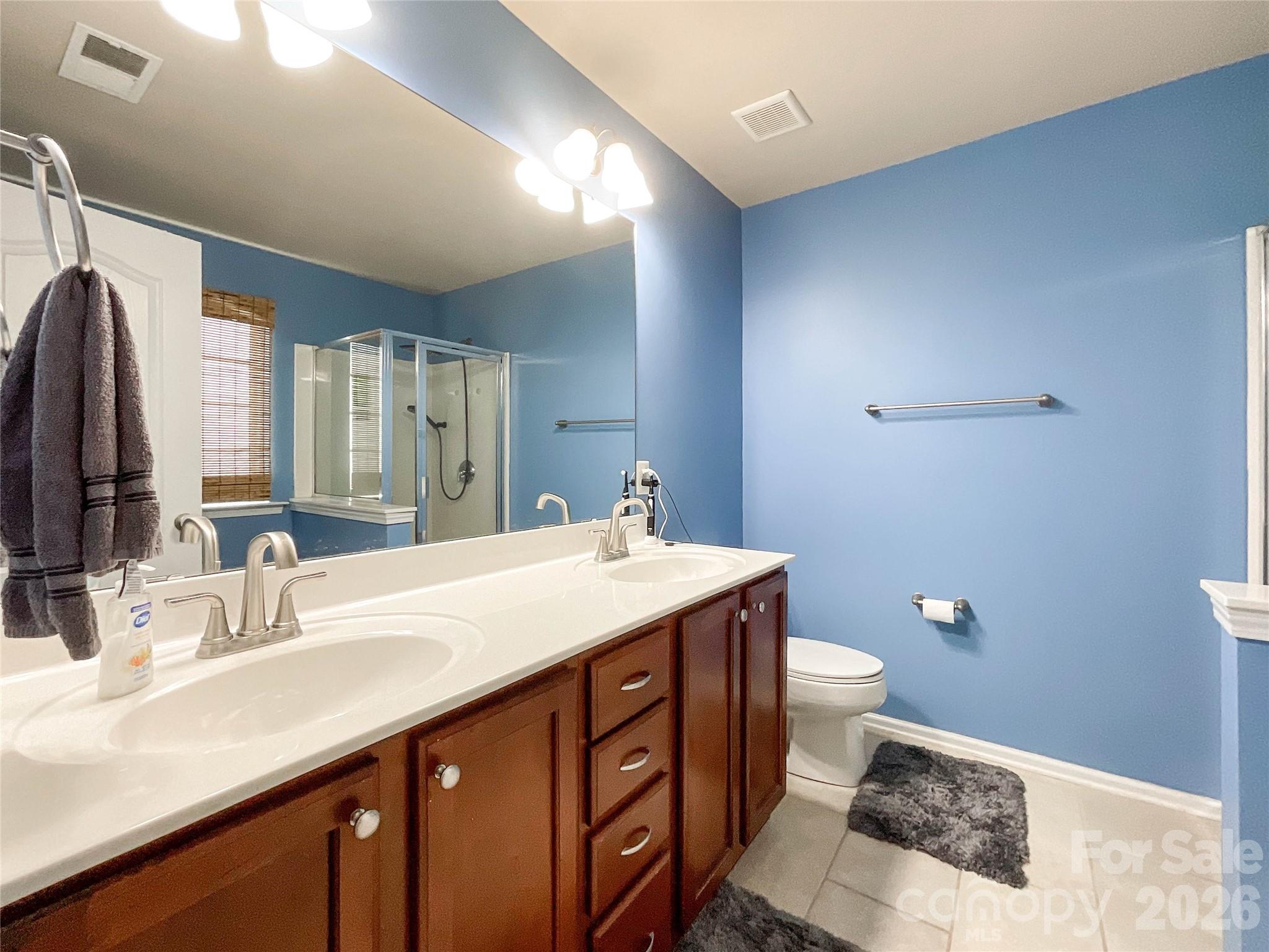 1033 Mountain Laurel Court — Matthews